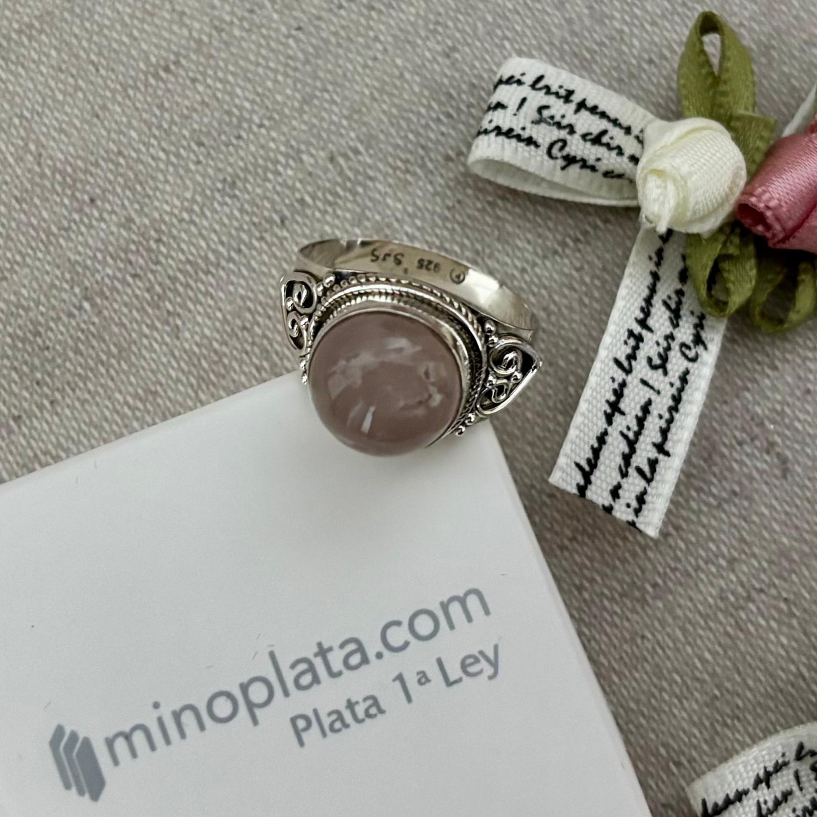 Anillo de Plata de ley con filigranas y piedra natural Cuarzo rosa 3