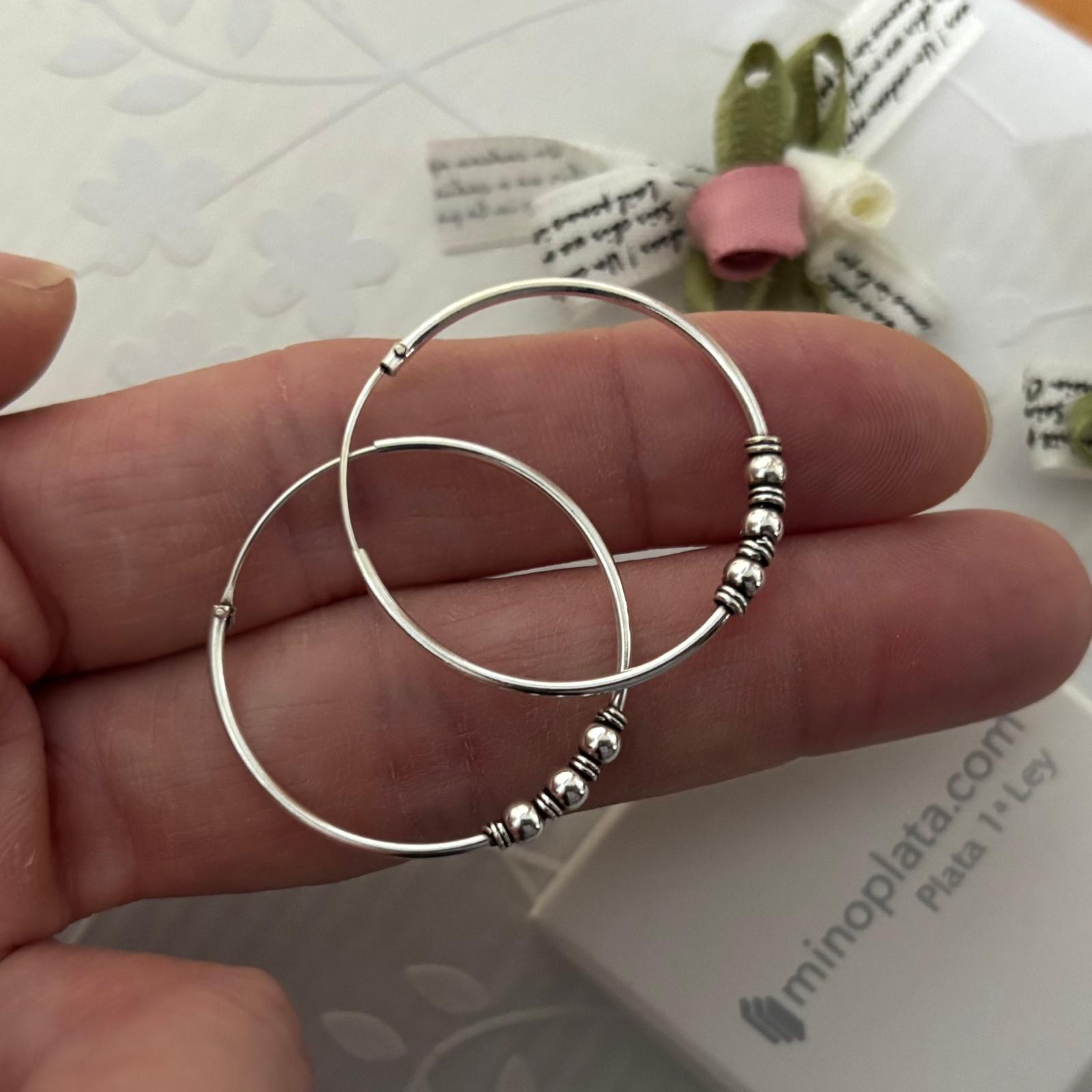 Aros bali 30mm de Plata de ley 925 con bolitas