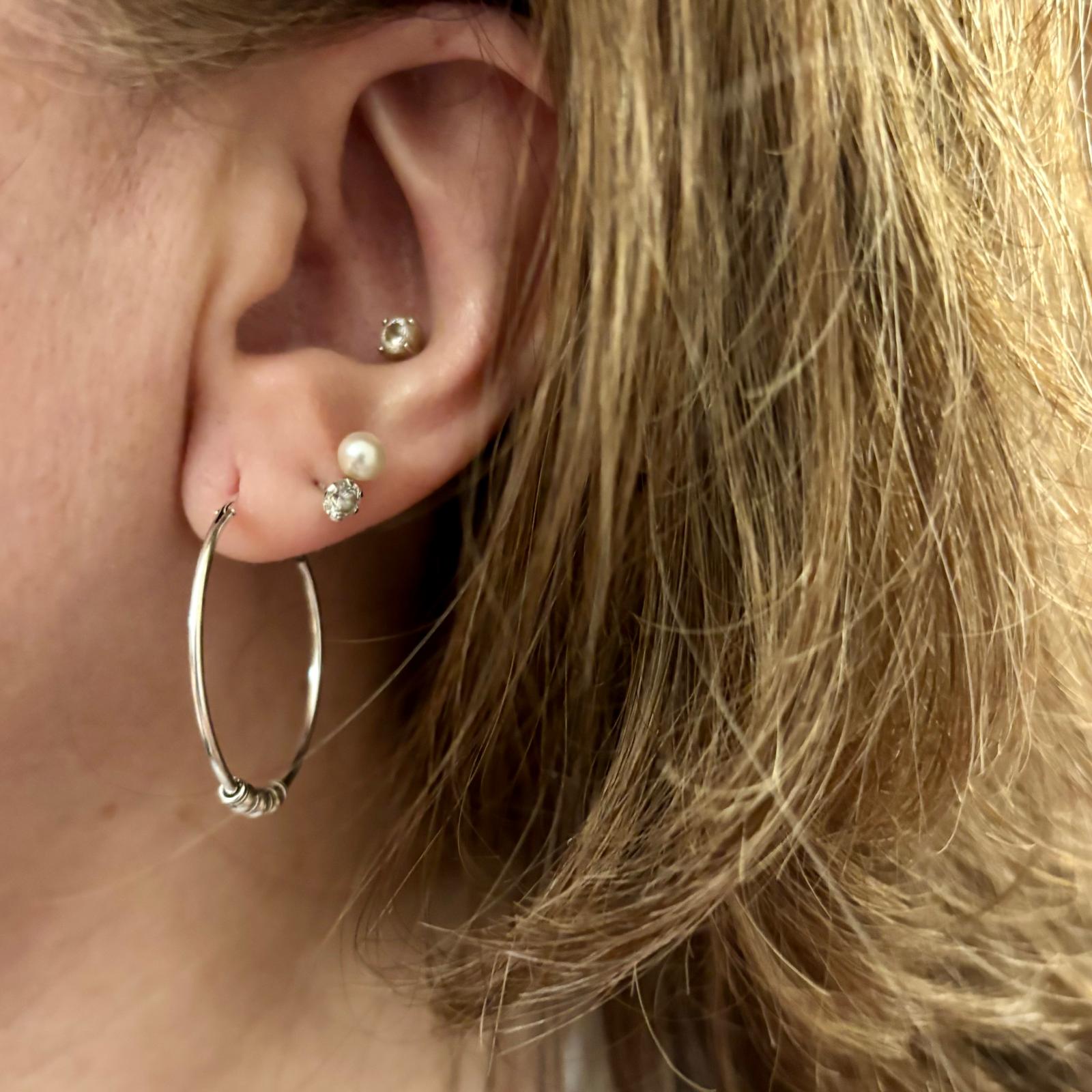 Aros bali 30mm de Plata de ley 925 con bolitas 3