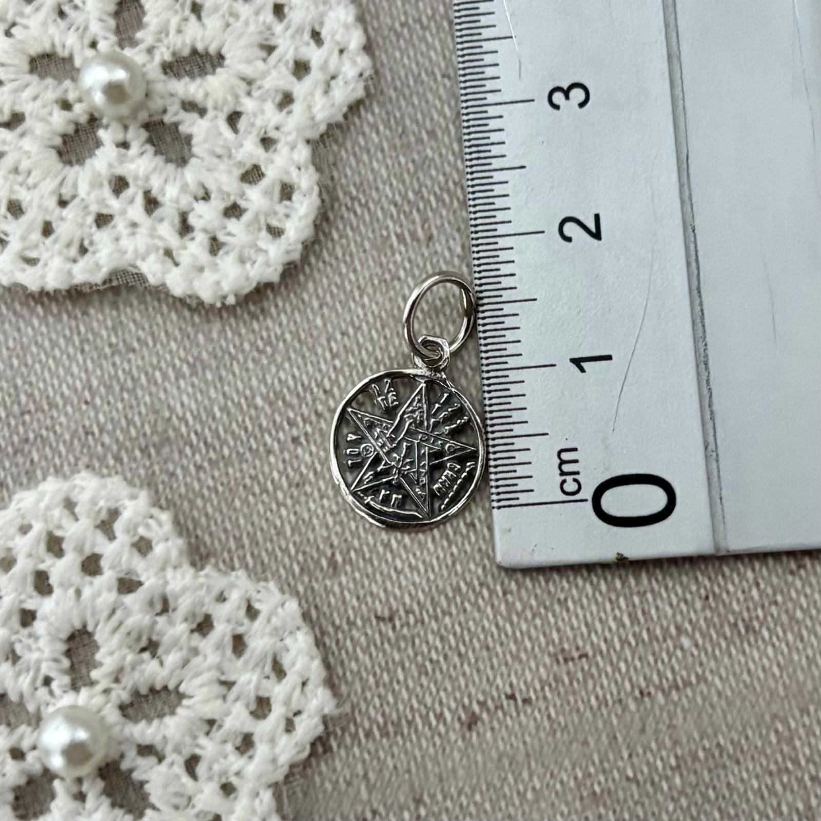 Colgante Tetragramatón amuleto 11mm de Plata de ley 925 envejecida 3