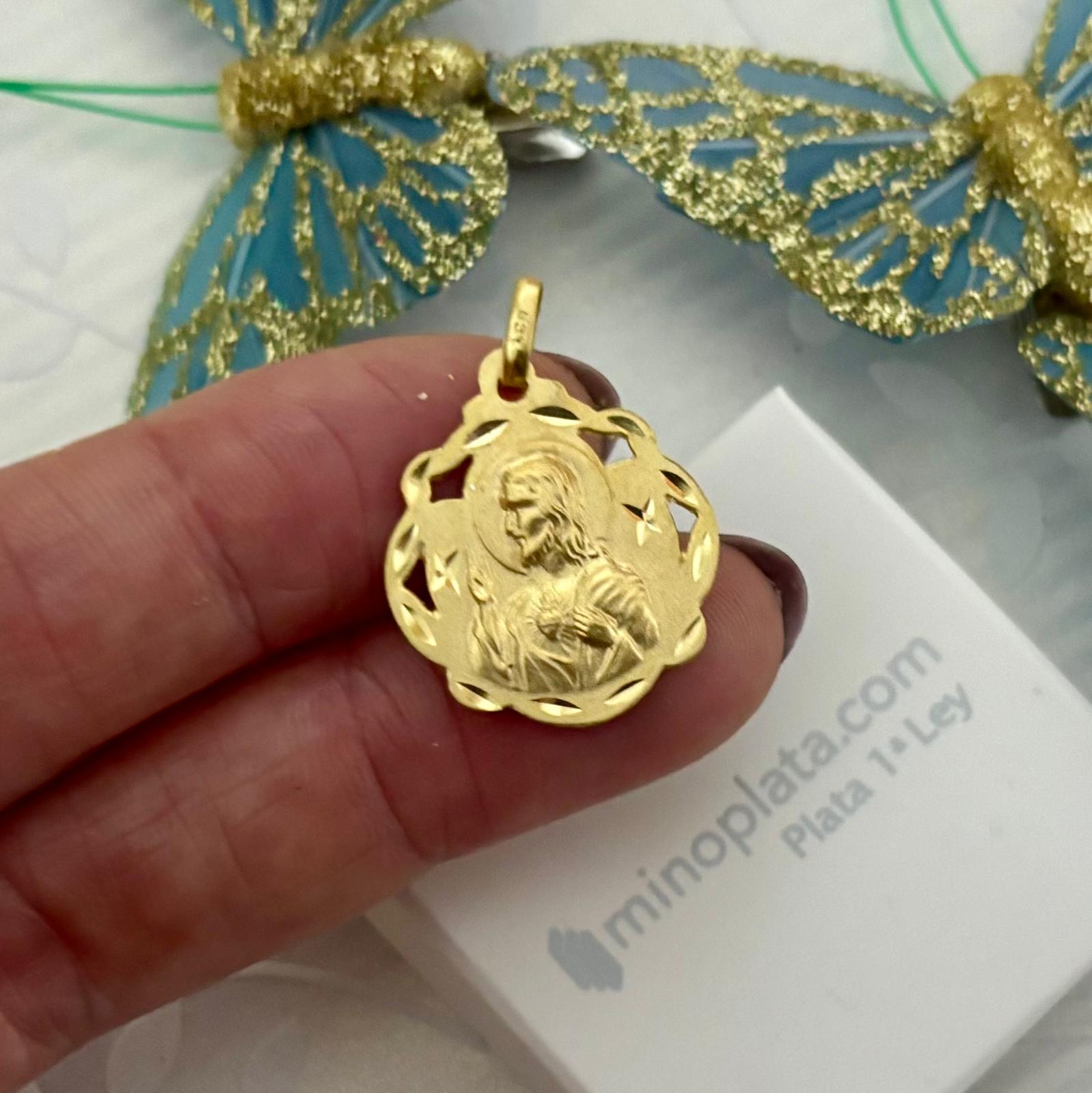 Medalla Escapulario calada de Plata chapada en Oro 20x23mm 5