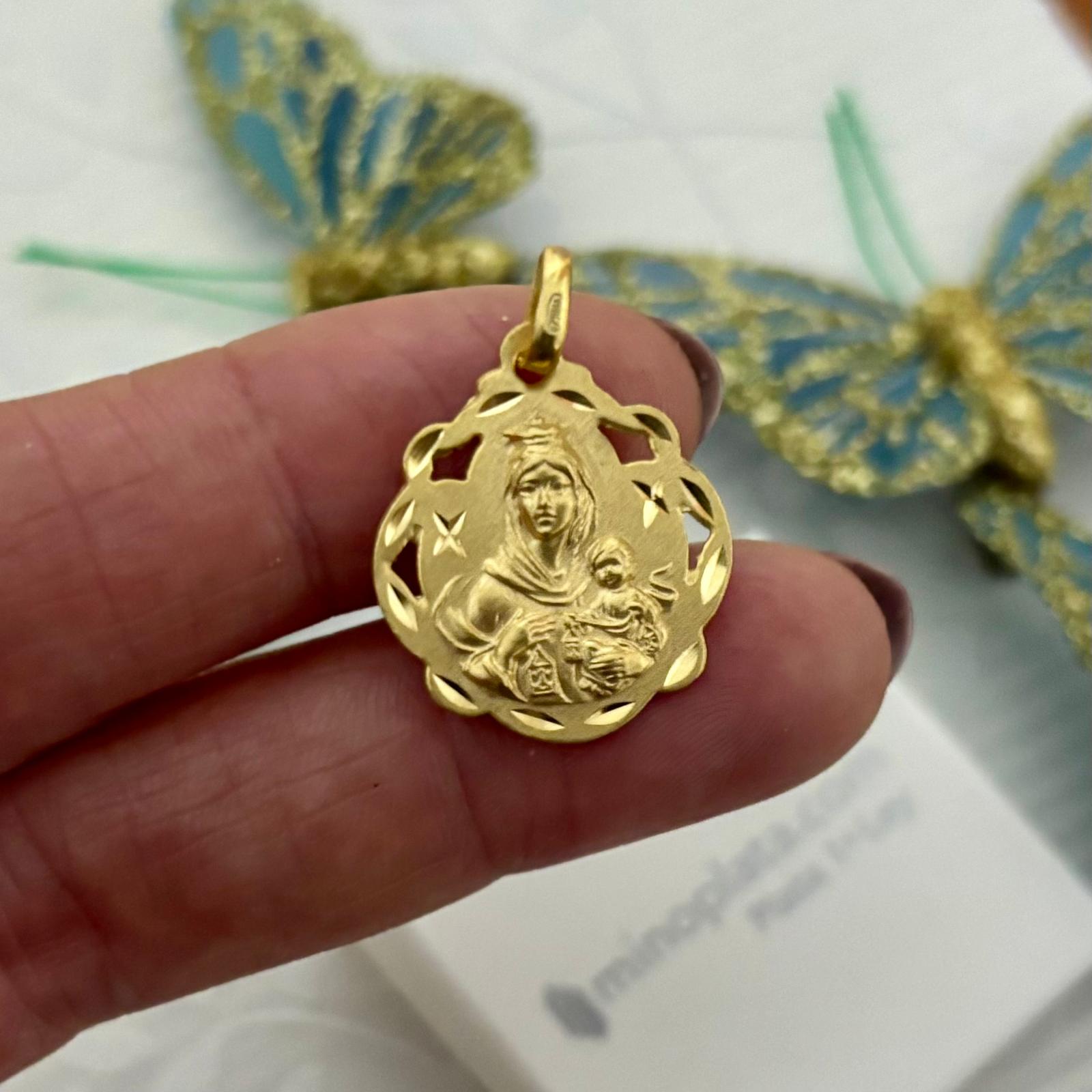 Medalla Escapulario calada de Plata chapada en Oro 20x23mm 1