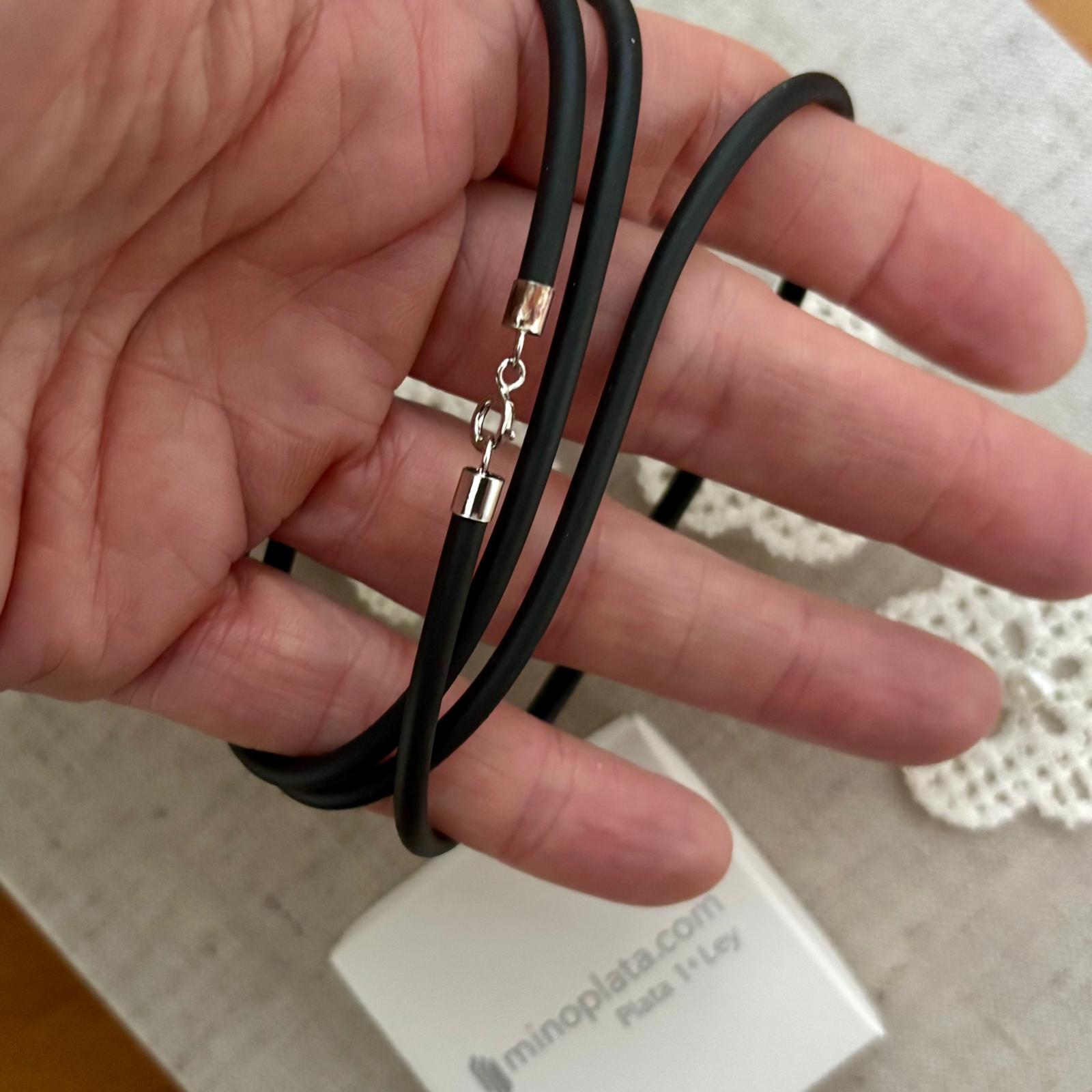 Gargantilla de Caucho negro 60cm y 3mm con cierre de Plata de ley 925