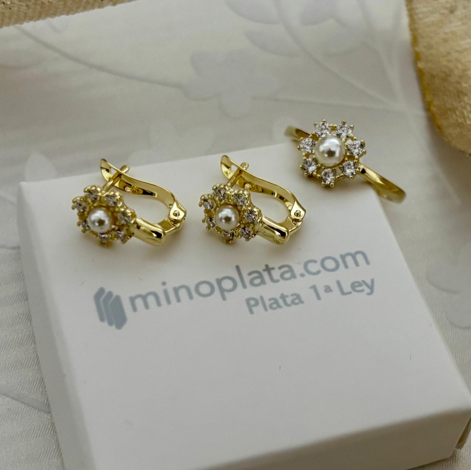 Conjunto Pendientes y Sortija flor de Plata dorada con Circonitas y Perlas cultivadas 5