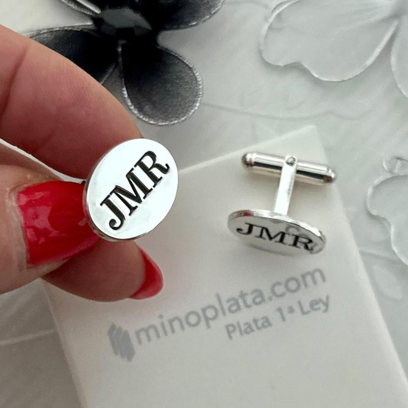 Gemelos ovalados de Plata de ley personalizados con tus frases