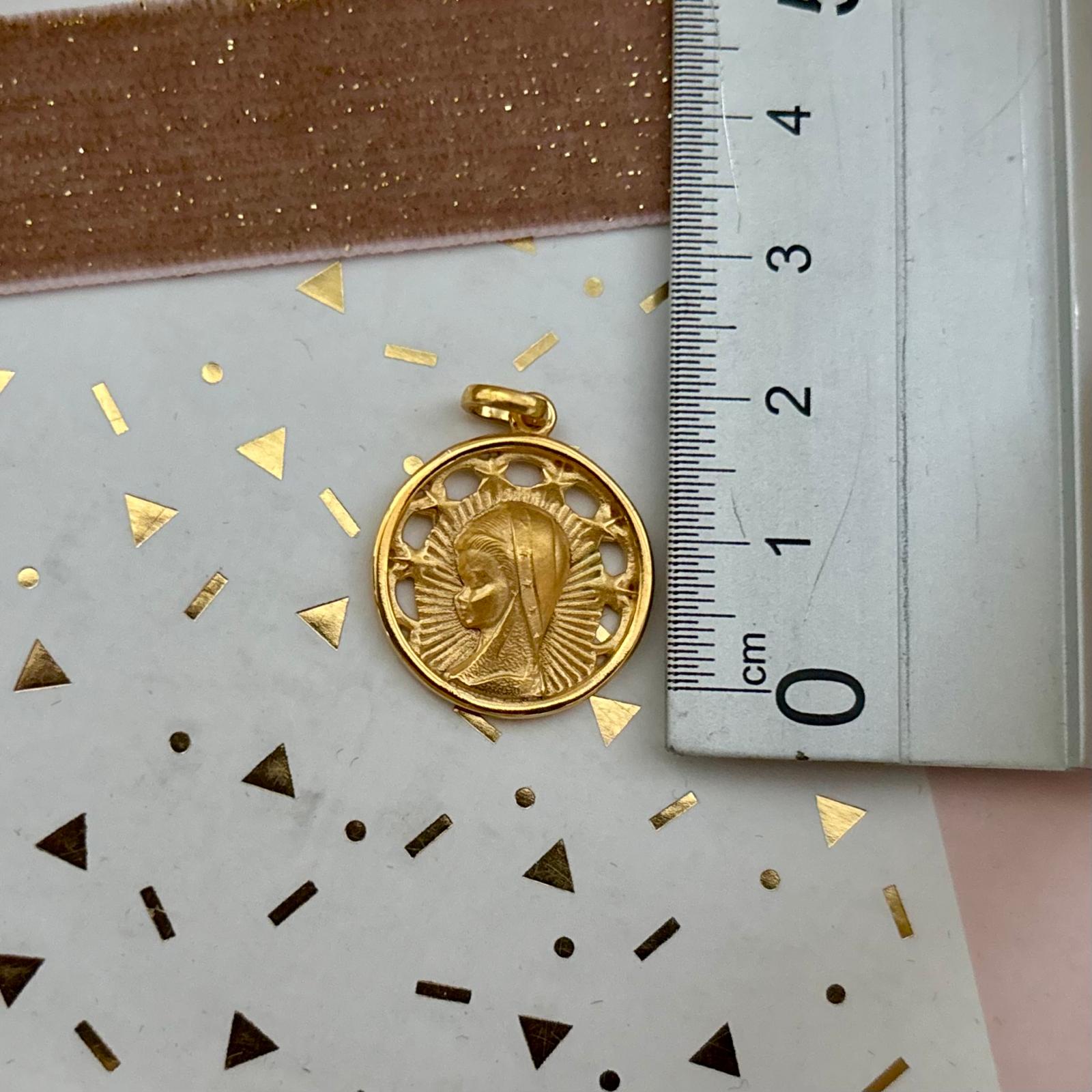 Medalla calada de Plata de ley chapada en Oro Virgen Niña 20mm Primera Comunión 3