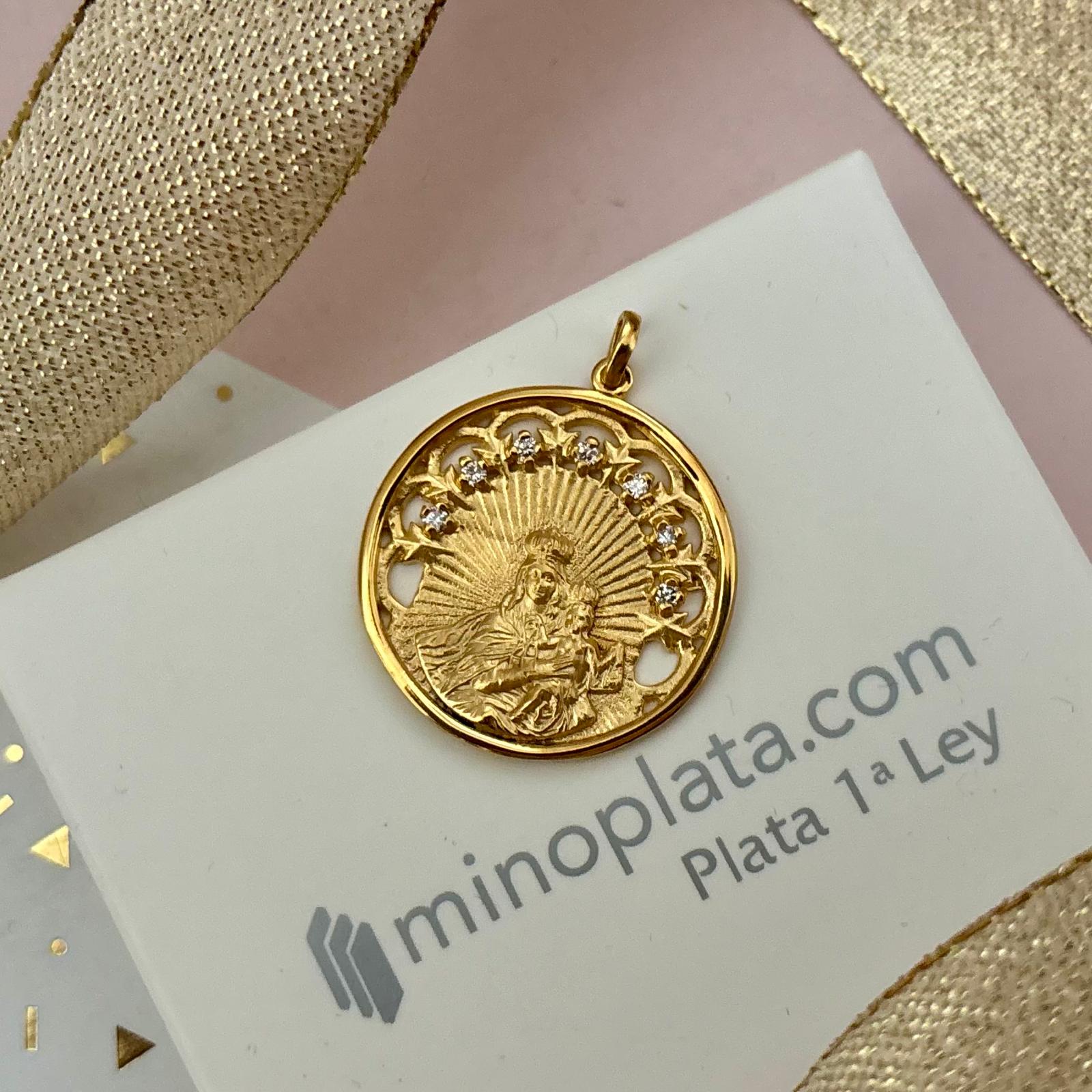 Medallón Virgen del Carmen 30mm de Plata chapada en Oro con Circonitas 4