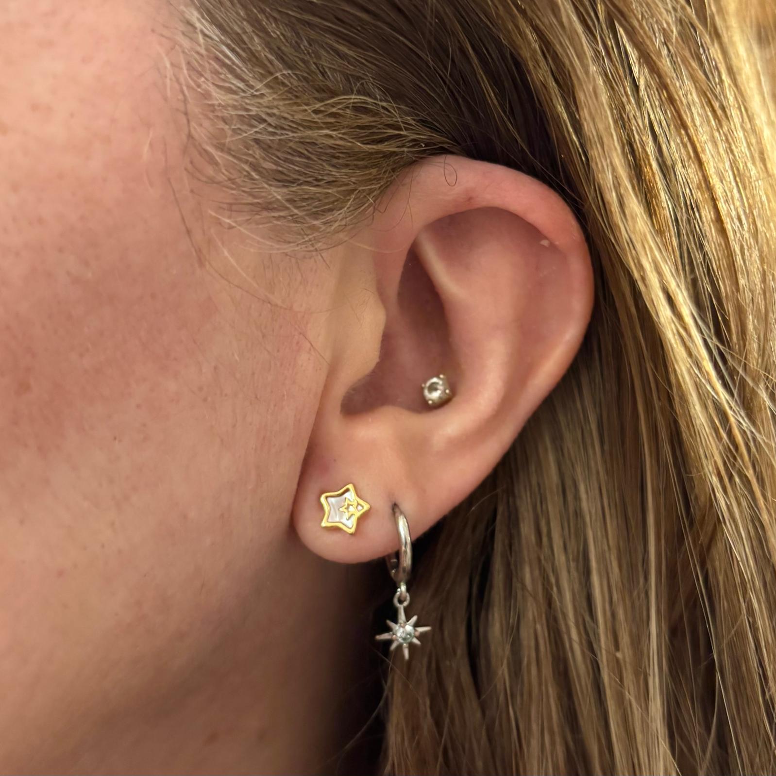 Pendientes estrella de Plata de ley chapada en Oro con nácar 4