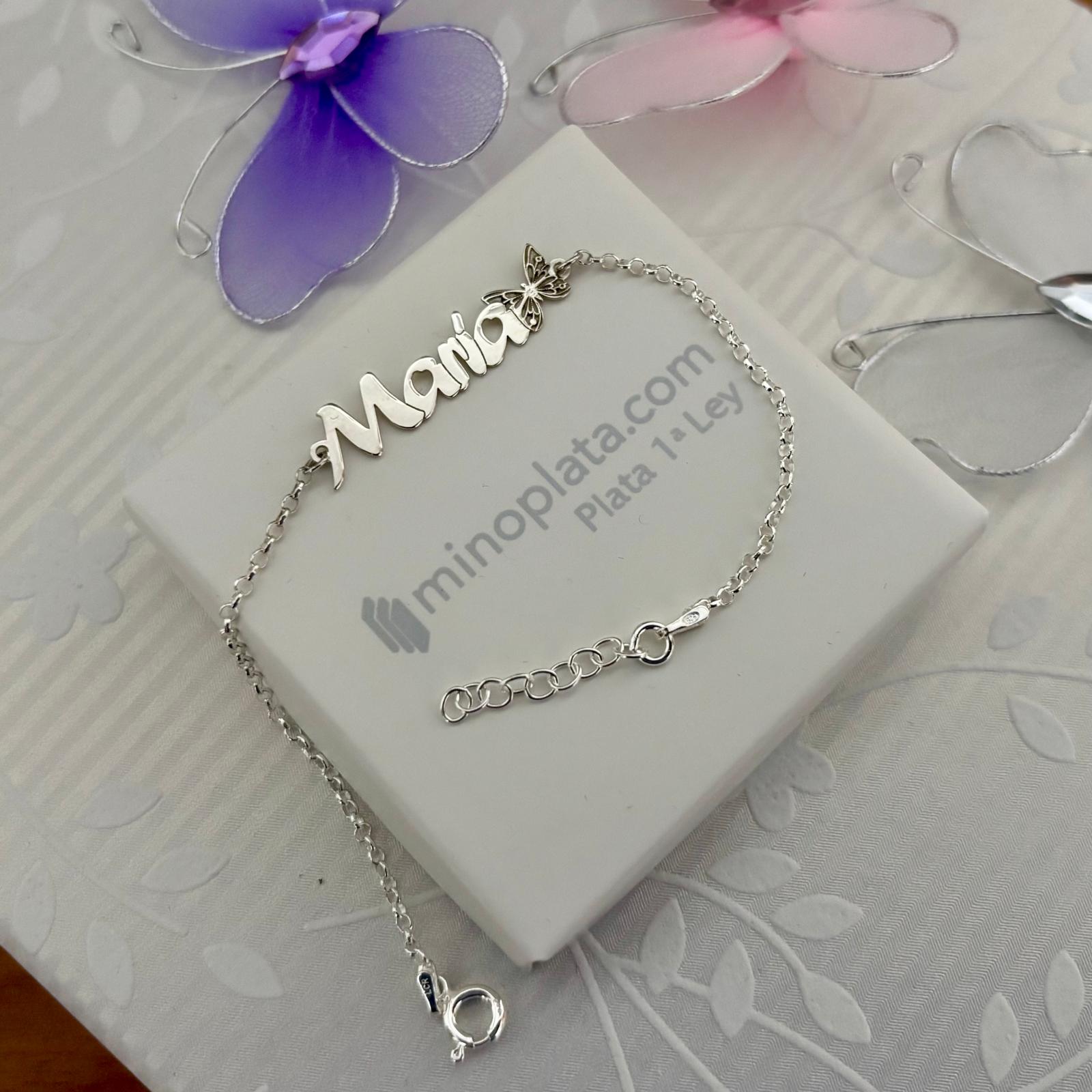 Pulsera nombre personalizado de Plata de ley 925 con mariposa