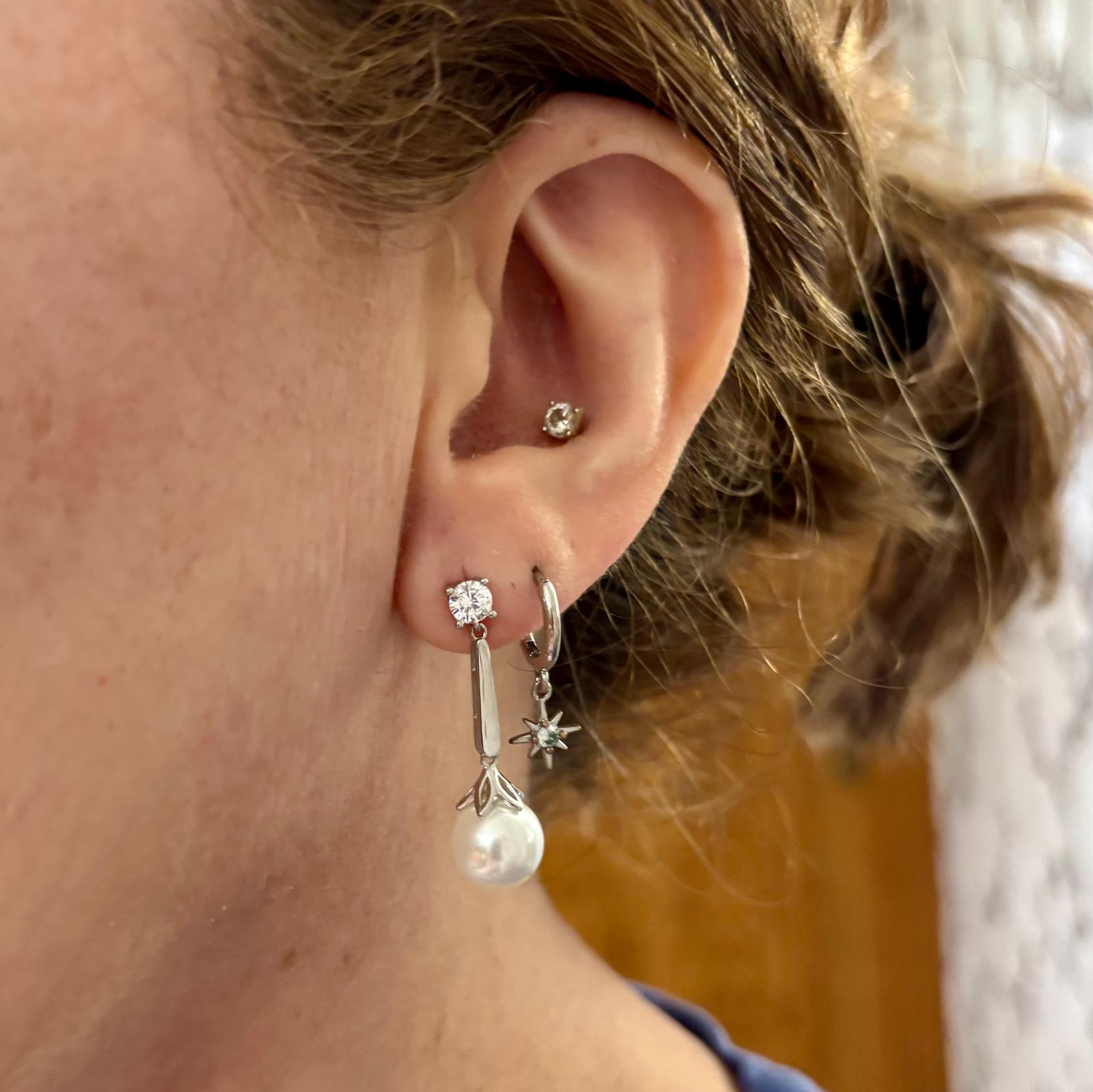 Pendientes largos novia en Plata de ley rodiada con Circonitas y Perlas cultivadas 5