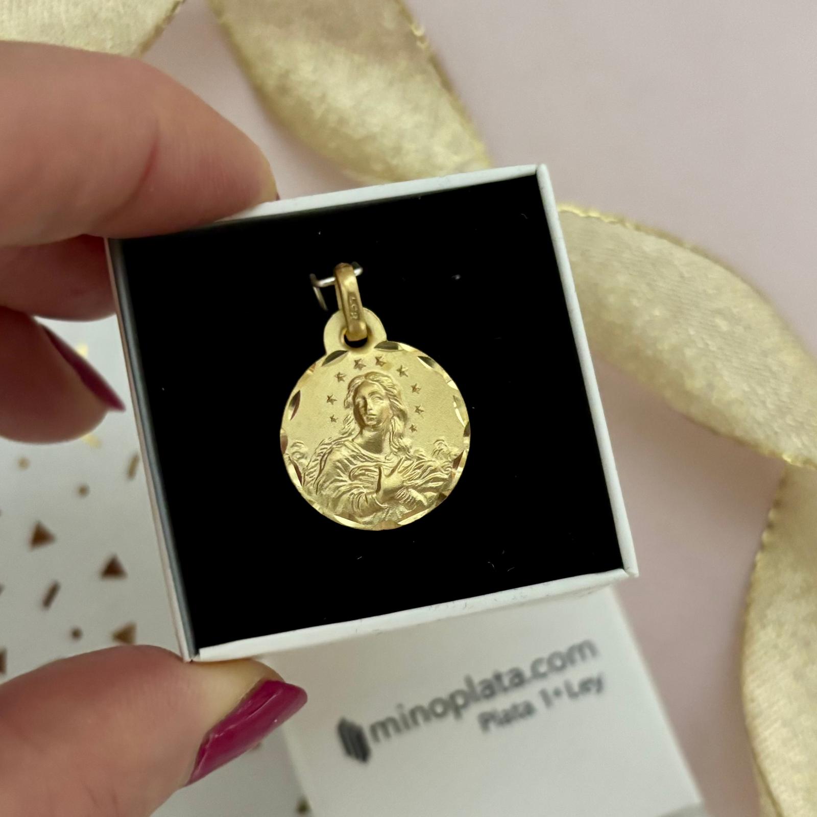 Medalla de la Purísima Concepción 17mm de Plata de ley bañada en Oro 3