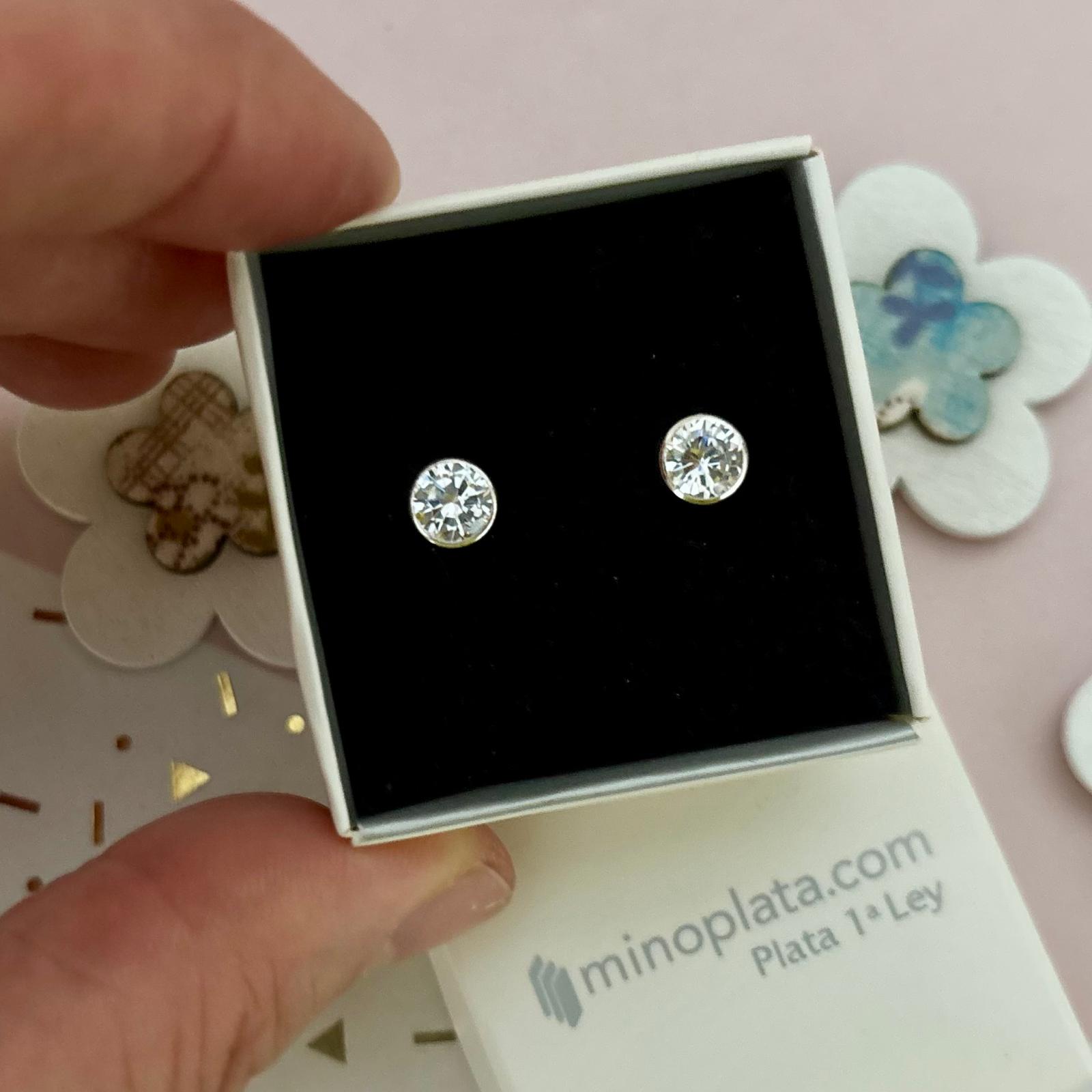 Pendientes chatón 6mm de Plata de ley con Circonita blanca 3
