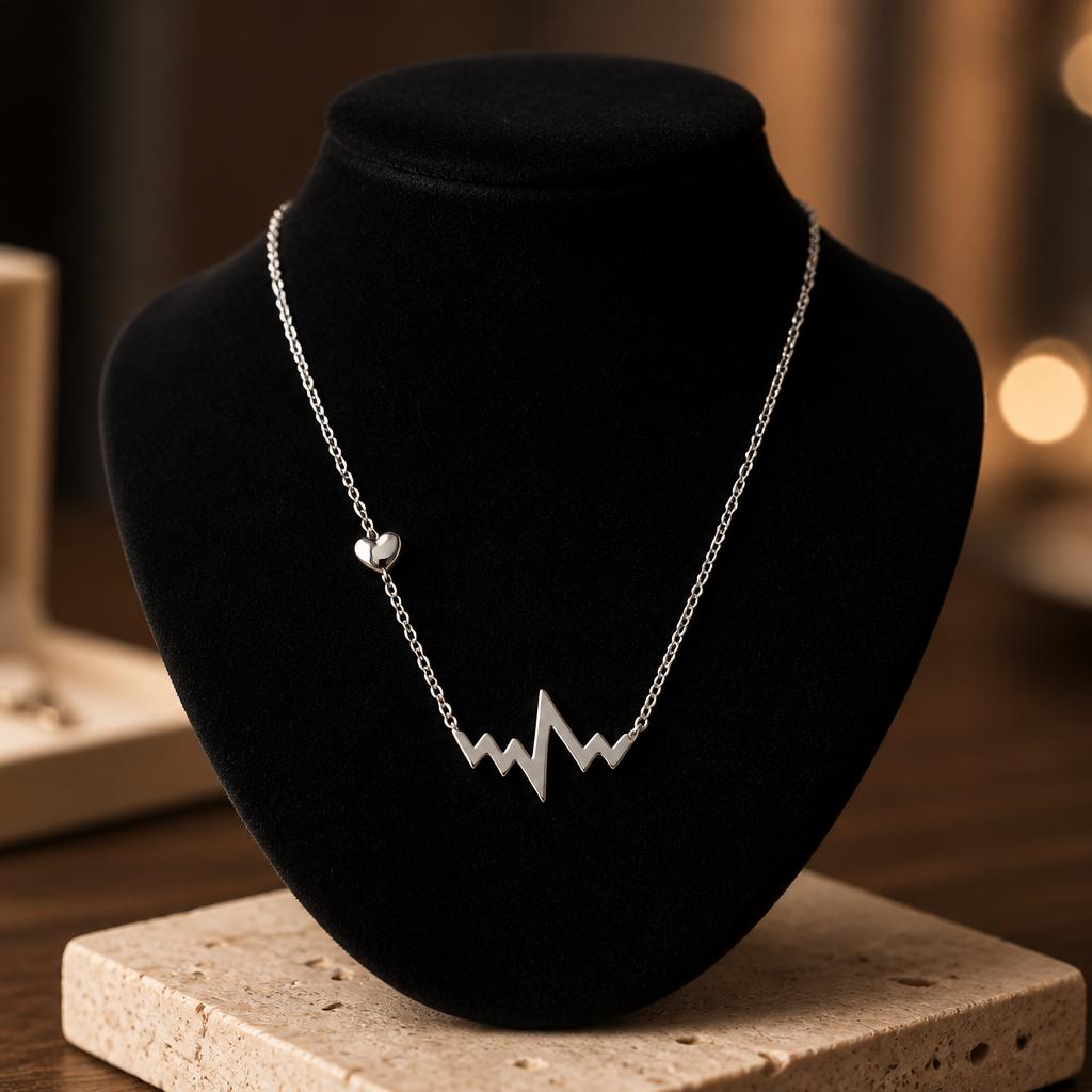 Gargantilla de Plata rodiada electro corazón 3