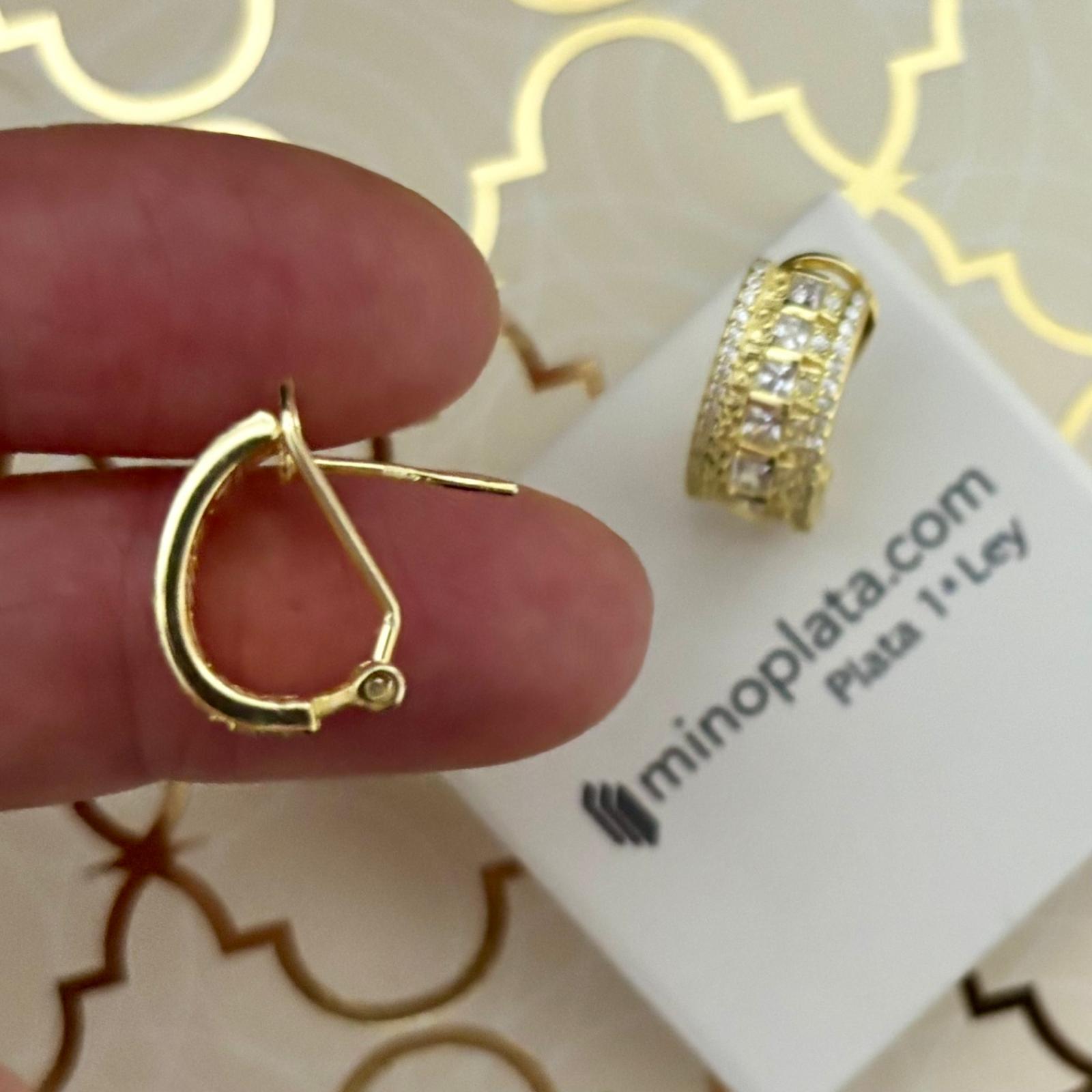 Pendientes Medio Aro Plata Dorada Circonitas Omega | Minoplata 3