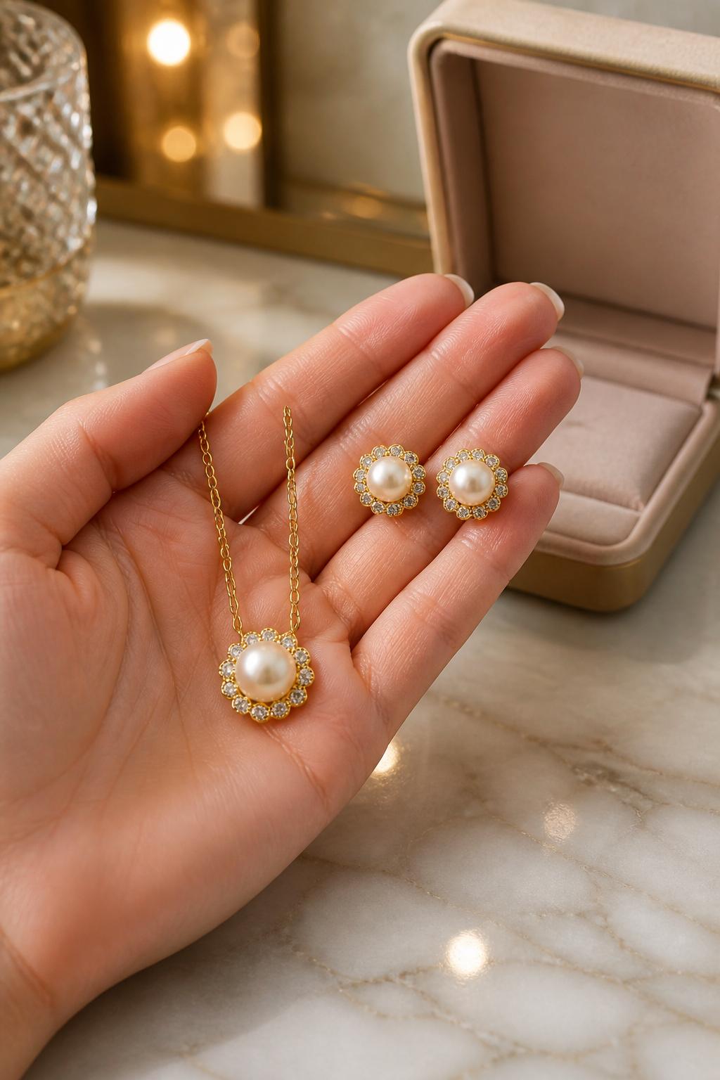 Juego de Pendientes y Collar Perlas cultivadas y Circonitas en Plata de ley chapada Oro 3