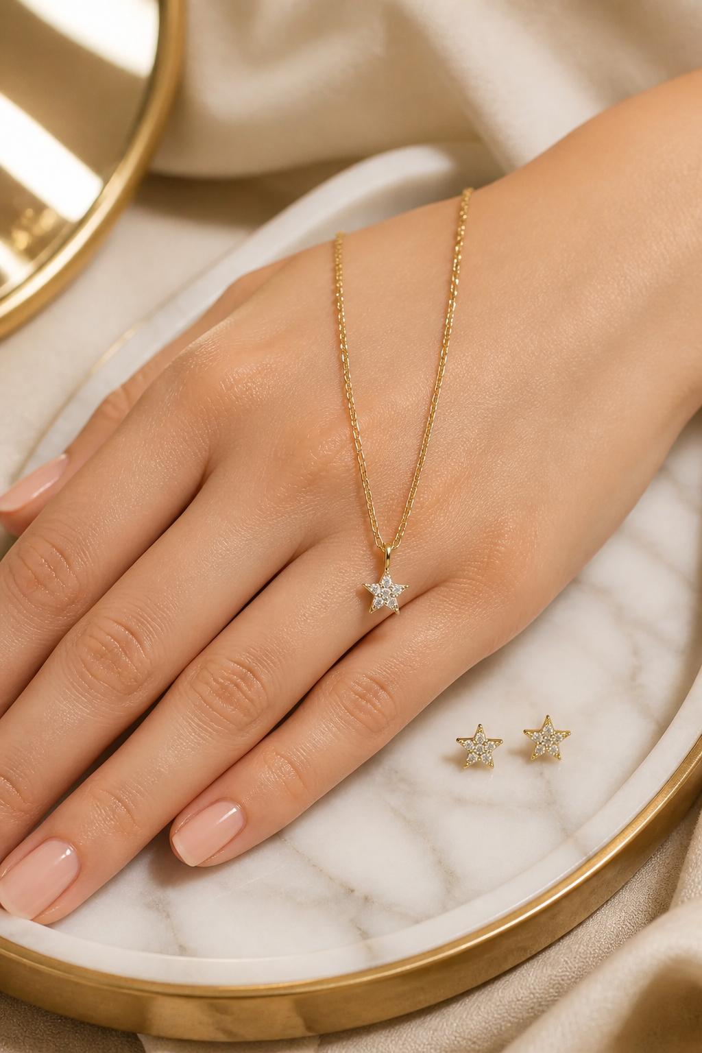 Conjunto de Pendientes y Gargantilla estrellas con Circonitas de Plata de ley chapada en Oro 3