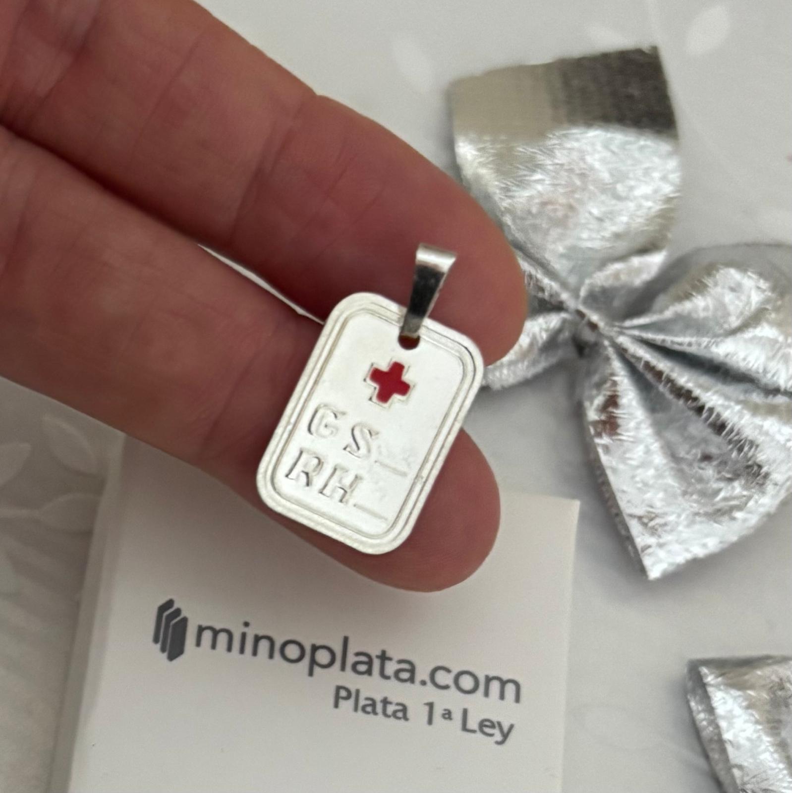 Colgante chapa Grupo Sanguíneo de Plata de ley pequeño 14mmx20mm