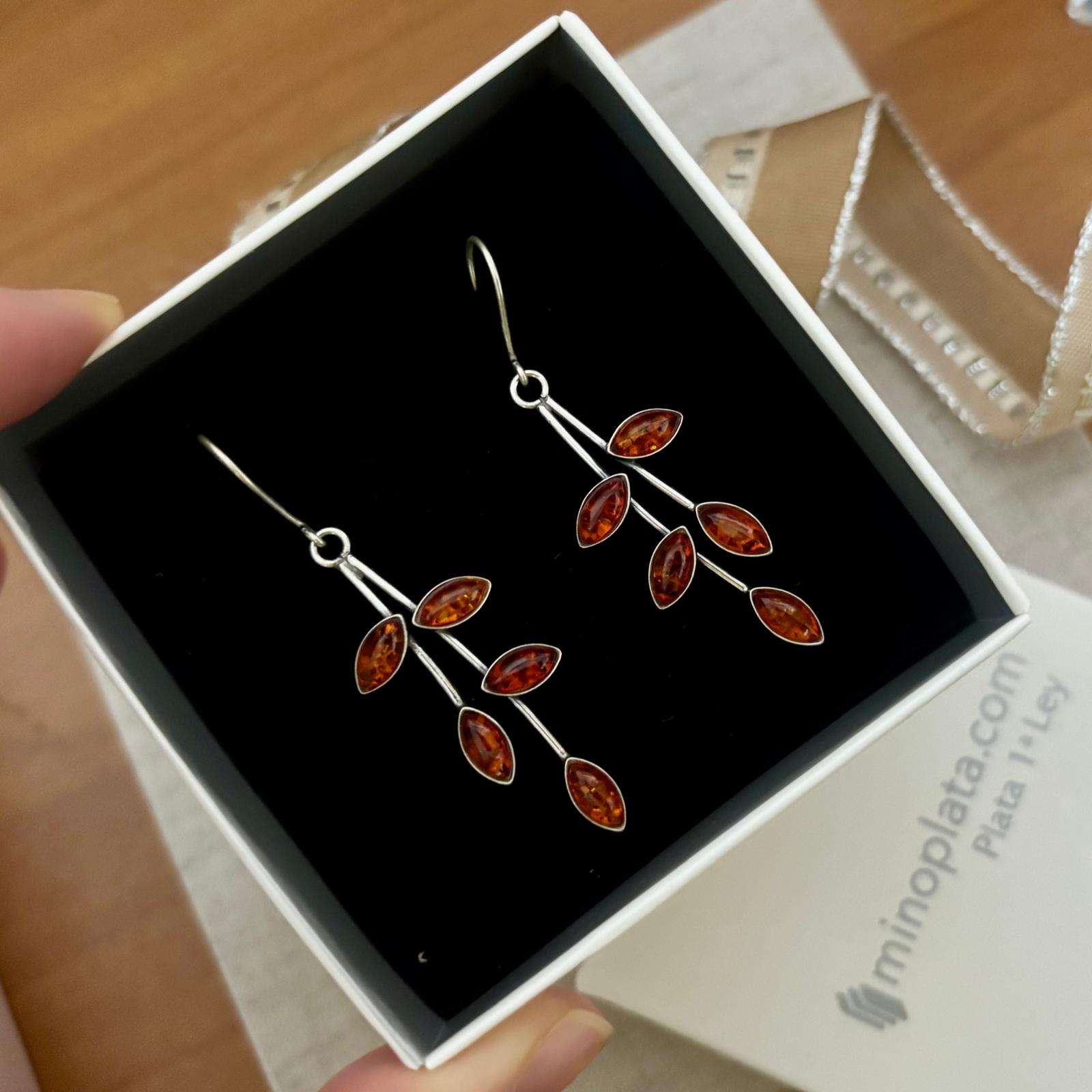 Pendientes largos hojas de Plata de ley con ámbar