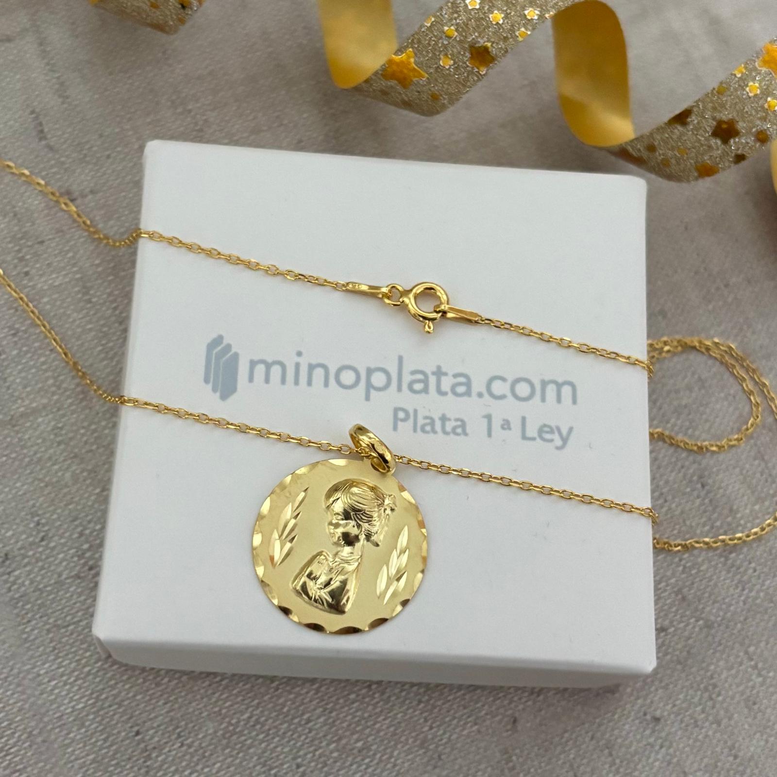 Gargantilla medalla Virgen Niña de Plata chapada en Oro 3