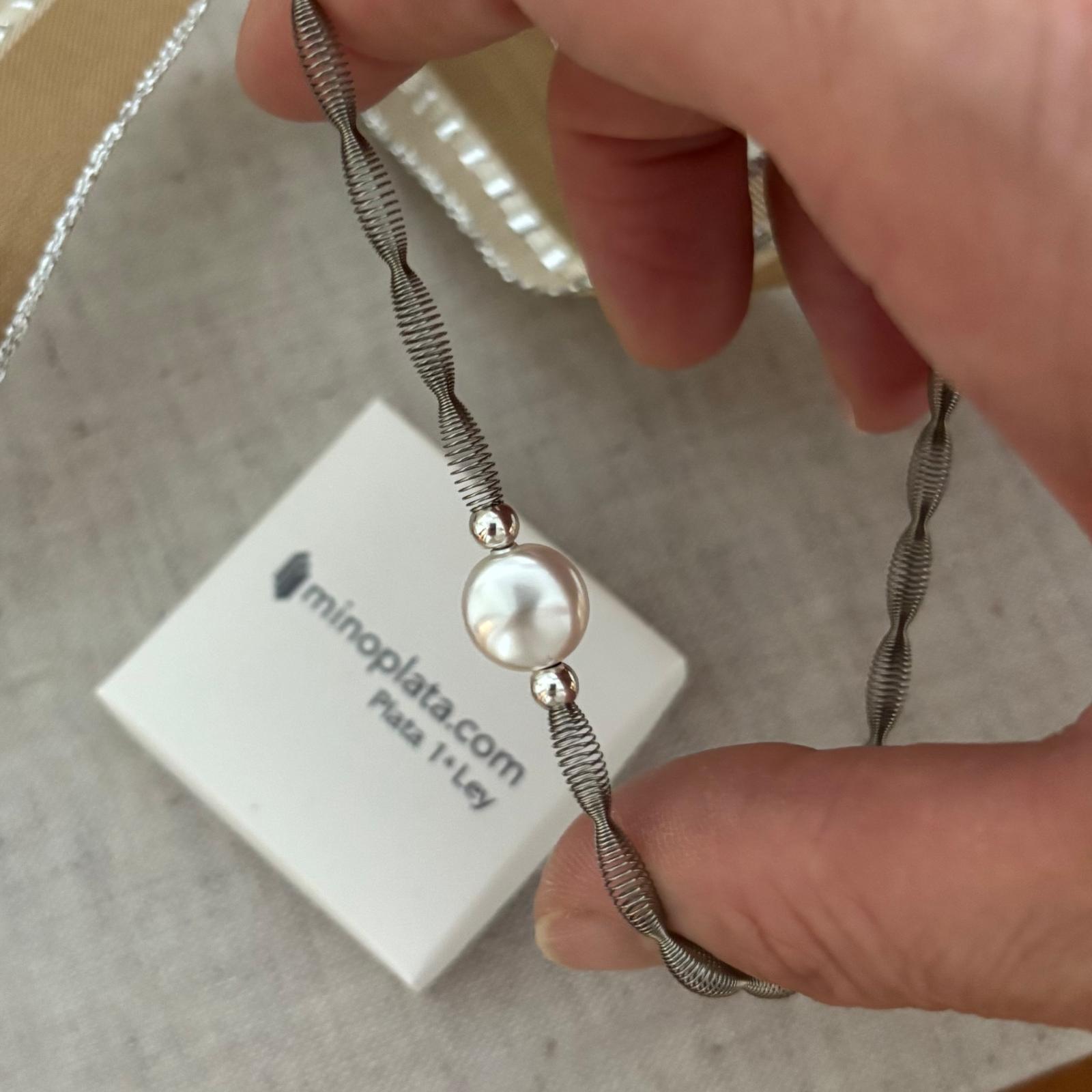 Pulsera elástica ondas de Acero inoxidable con Perla plana y bolas de Plata de ley 925