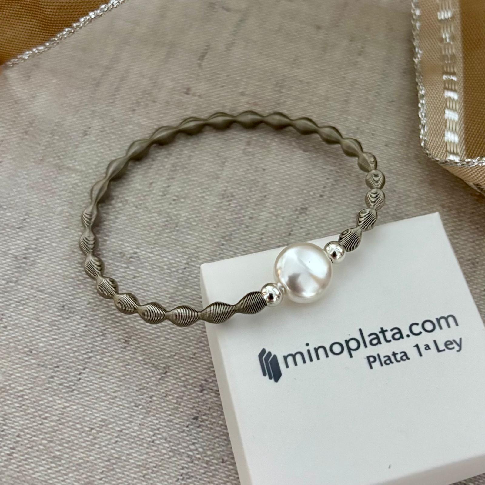 Pulsera elástica ondas de Acero inoxidable con Perla plana y bolas de Plata de ley 925 4
