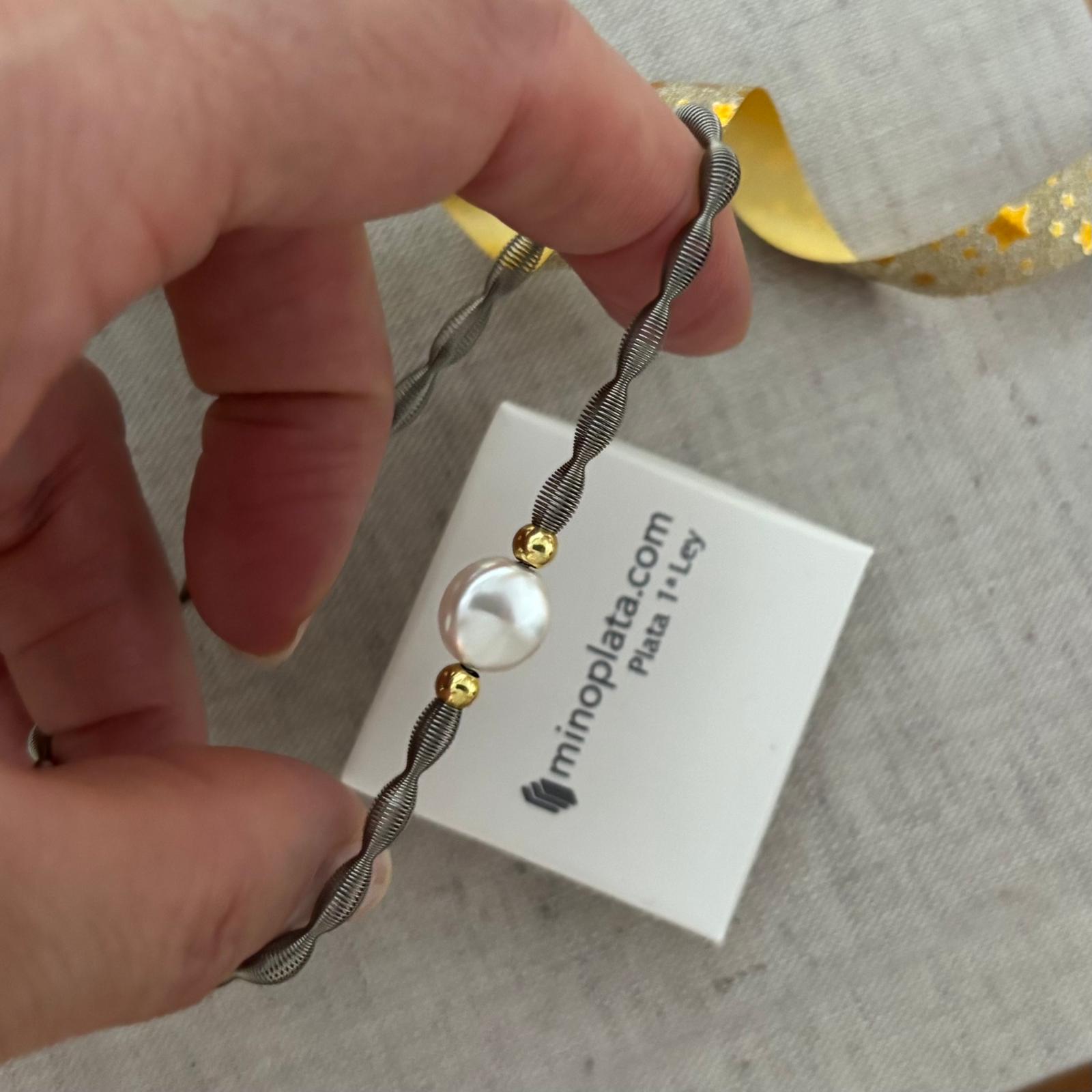 Pulsera elástica ondas de Acero inoxidable con Perla plana y bolas de Plata de ley 925 chapadas en oro