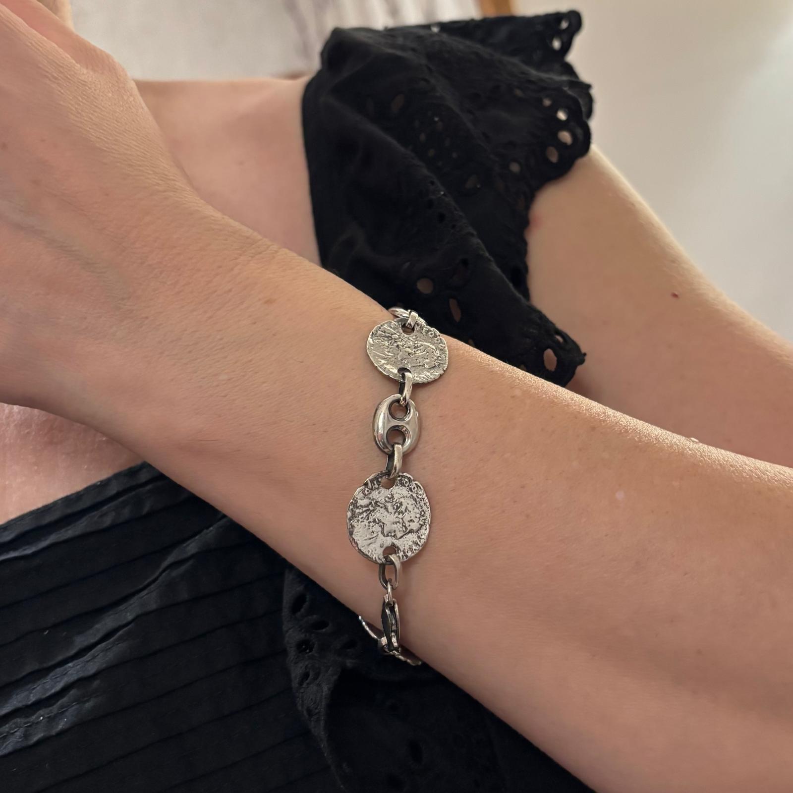 Pulsera con monedas de Plata vieja y eslabones calabrote 4