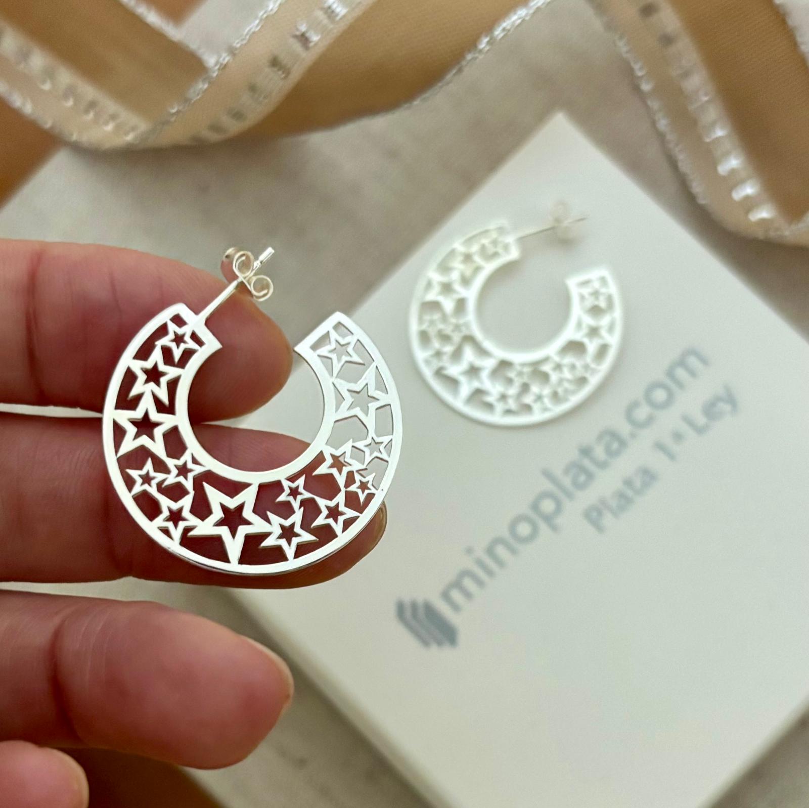 Pendientes aro de Plata de ley con estrellas caladas 28 Mm.