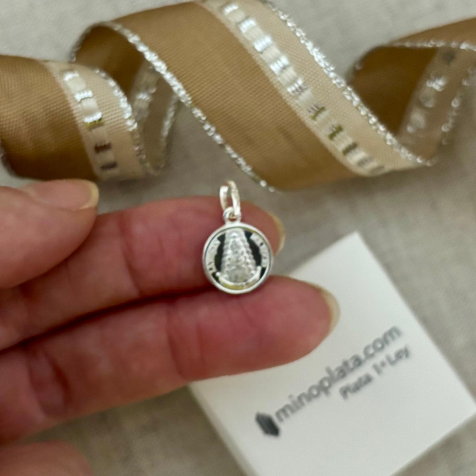 Medalla Virgen del Rocío 12mm de Plata de ley 925 1