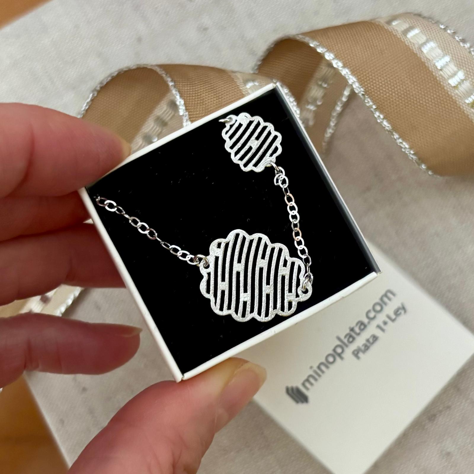 Pulsera fina calada de Plata de ley tallada mate y brillo 5