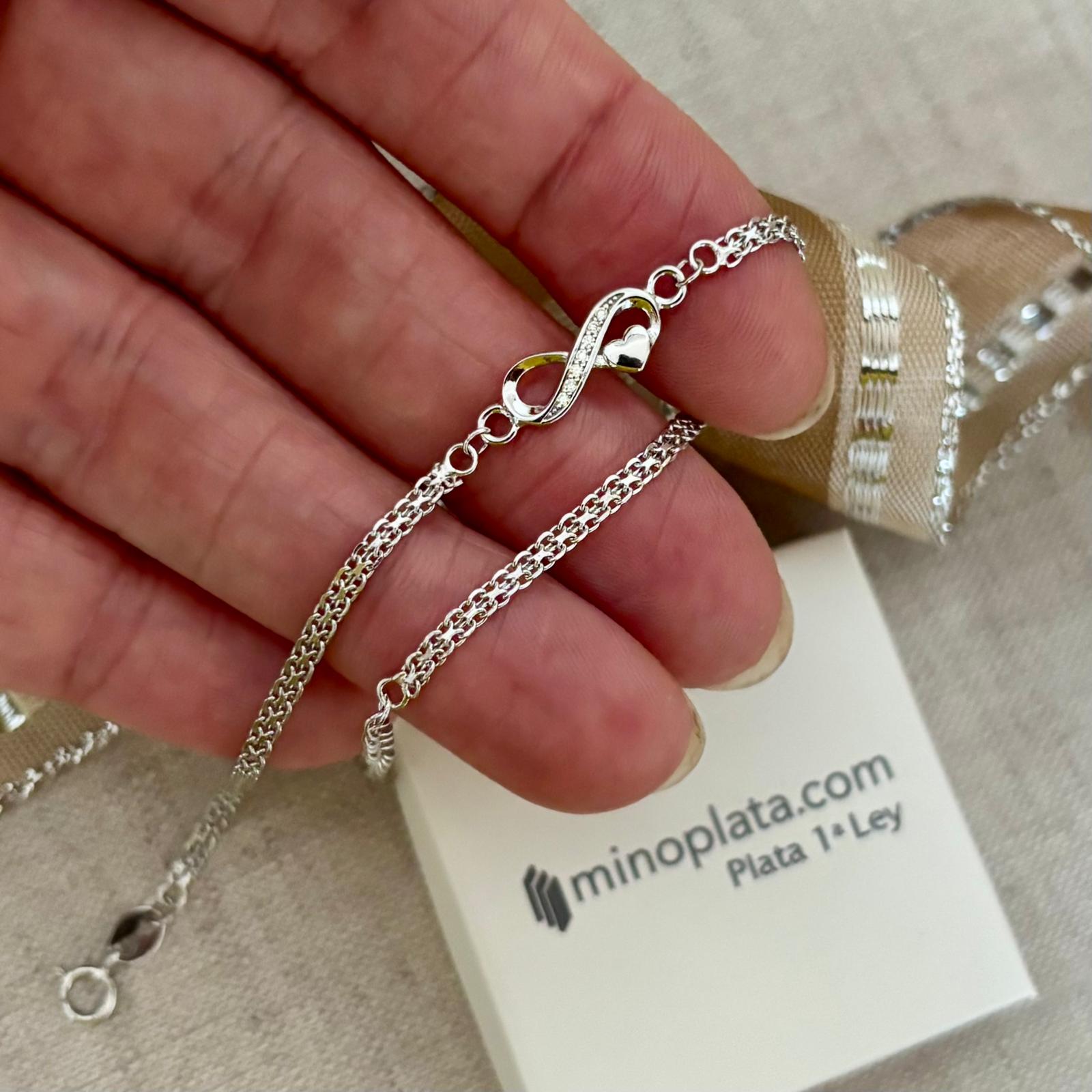 Pulsera infinito con circonitas y corazón de Plata de ley rodiada