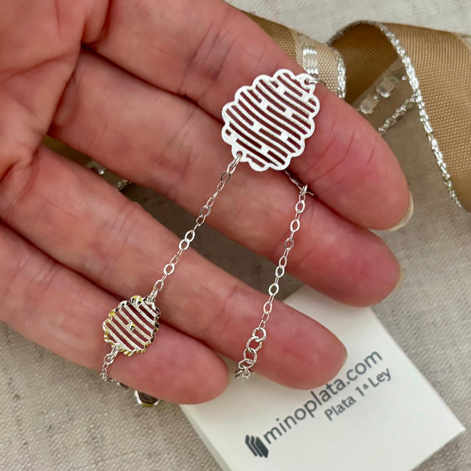 Pulsera fina calada de Plata de ley tallada mate y brillo