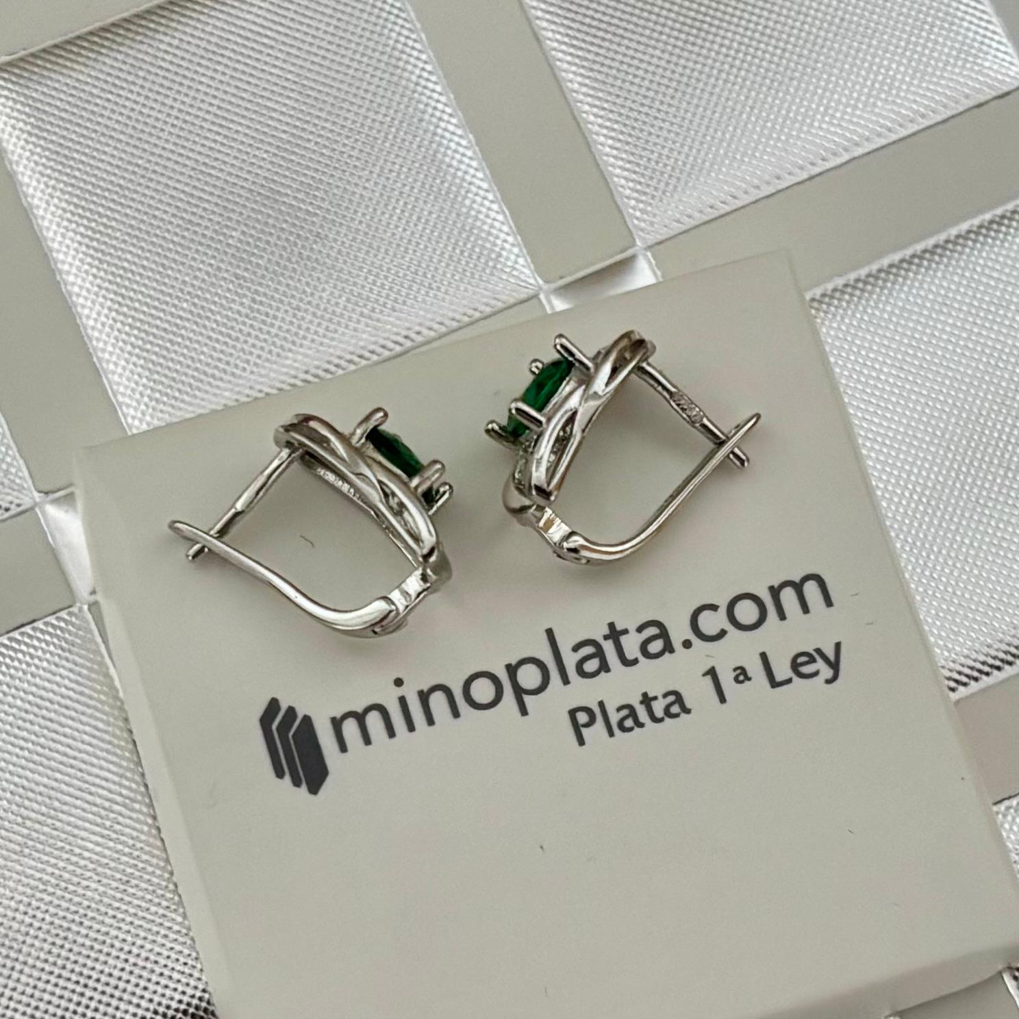 Pendientes de Plata y Circonitas verde y blanco con cierre catalán 3
