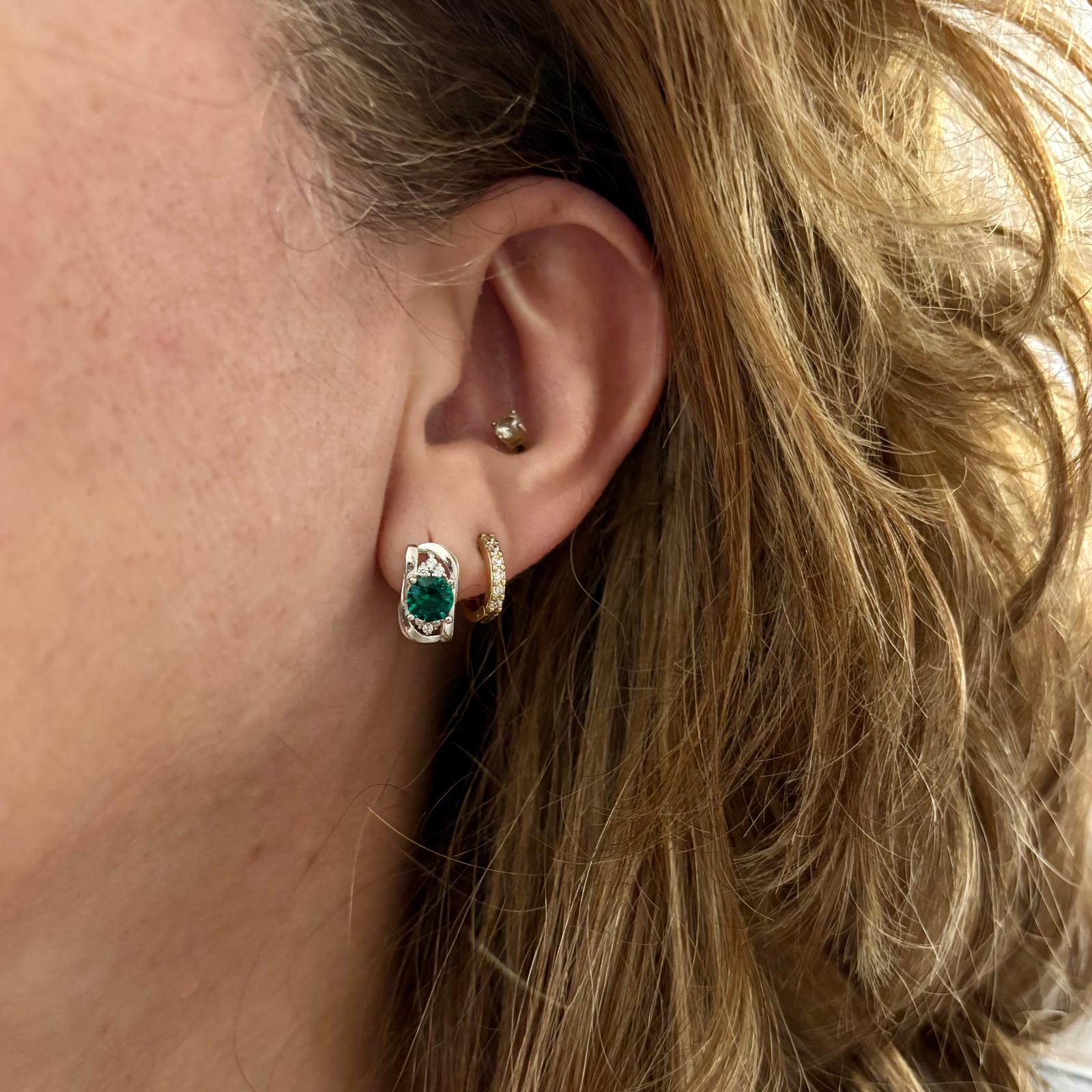 Pendientes de Plata y Circonitas verde y blanco con cierre catalán 5