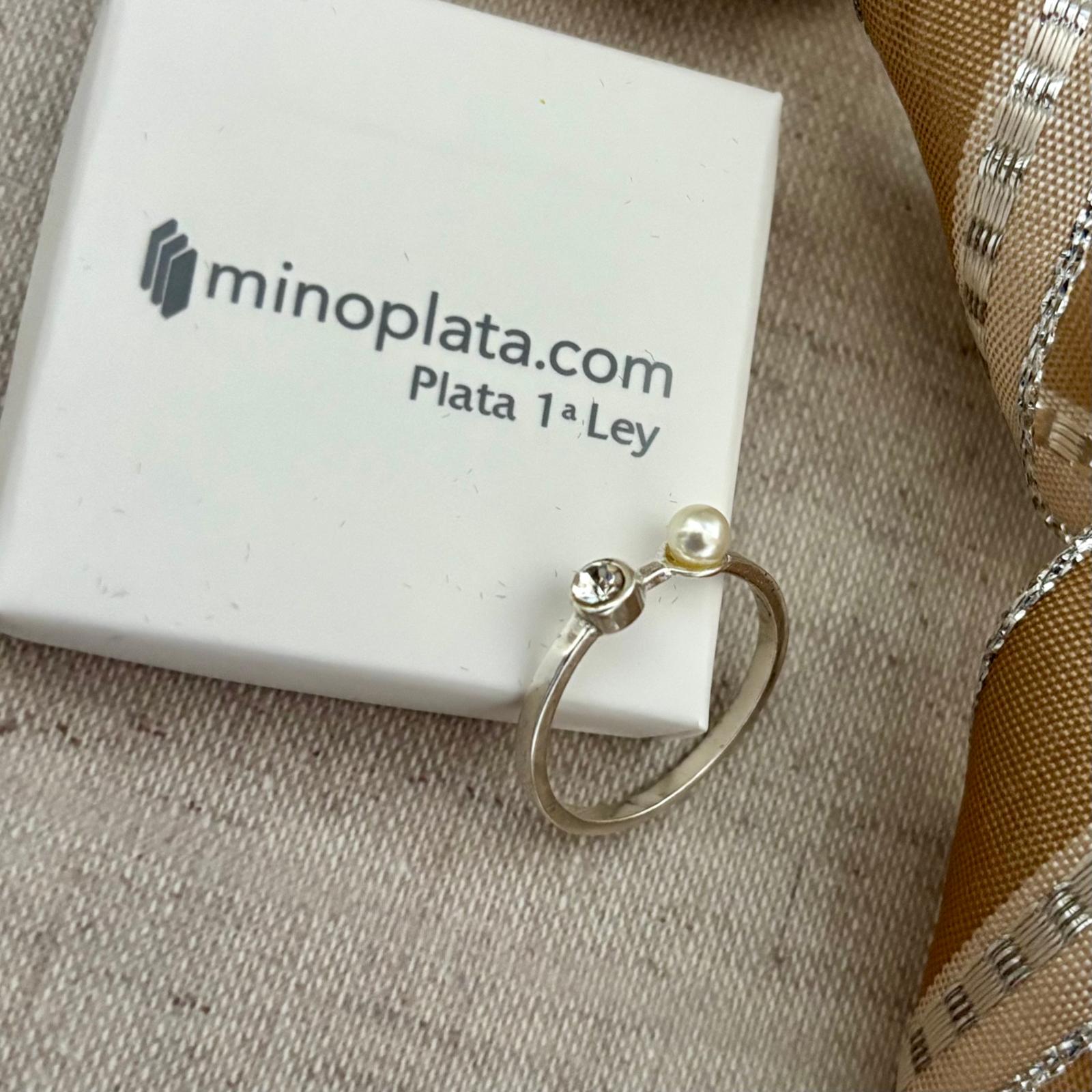 Anillo Circonita y Perla de Plata de ley 925 5