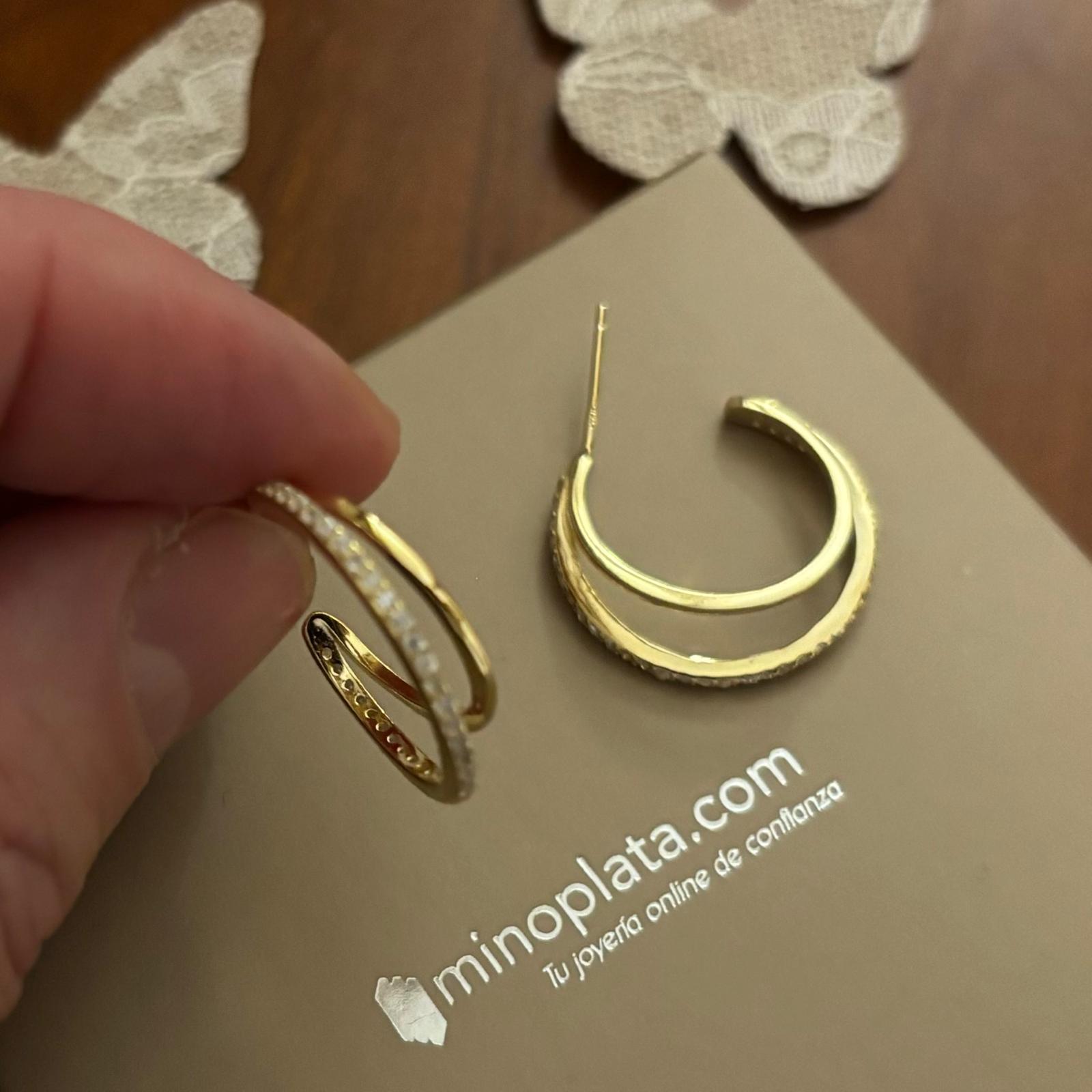 Pendientes aro doble de Plata de ley chapada en Oro con CirconitasPendientes aro doble de Plata de ley chapada en Oro con Circonitas 5