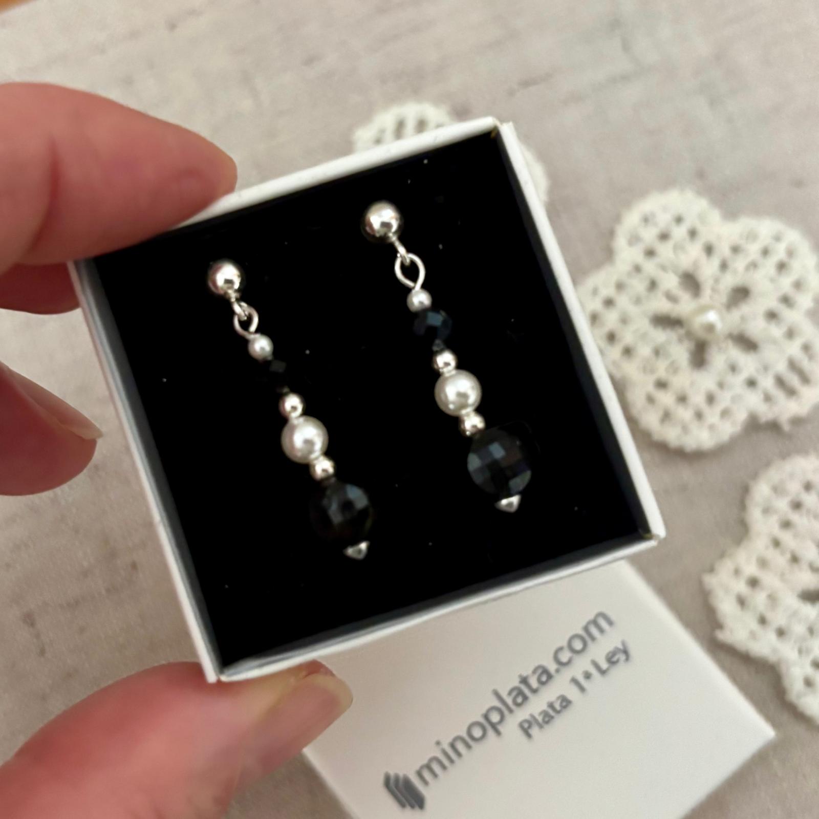 Pendientes de Plata con Perla cultivada y Piedras naturales negras 4