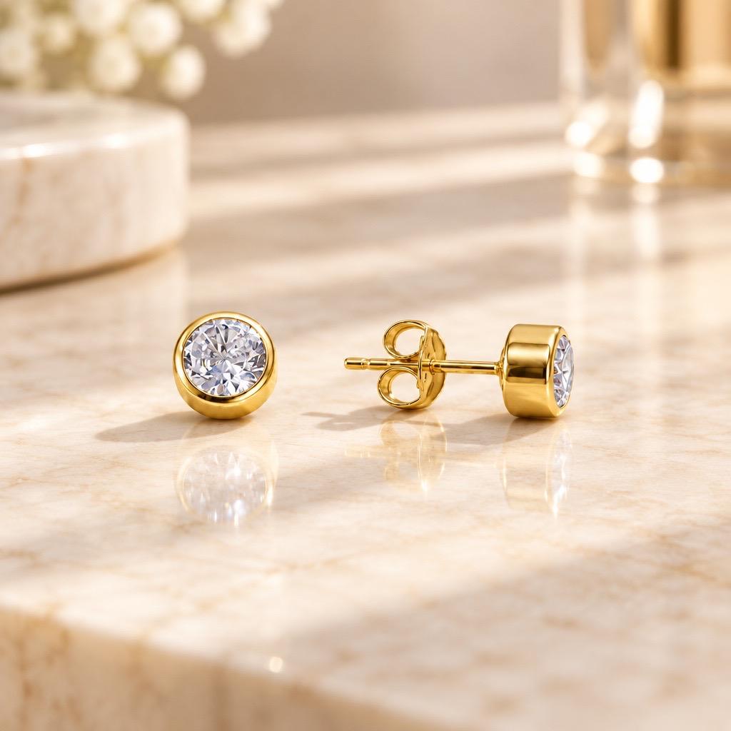 Pendientes Chatón 4 mm de Plata de Ley 925 Chapada en Oro con Circonita