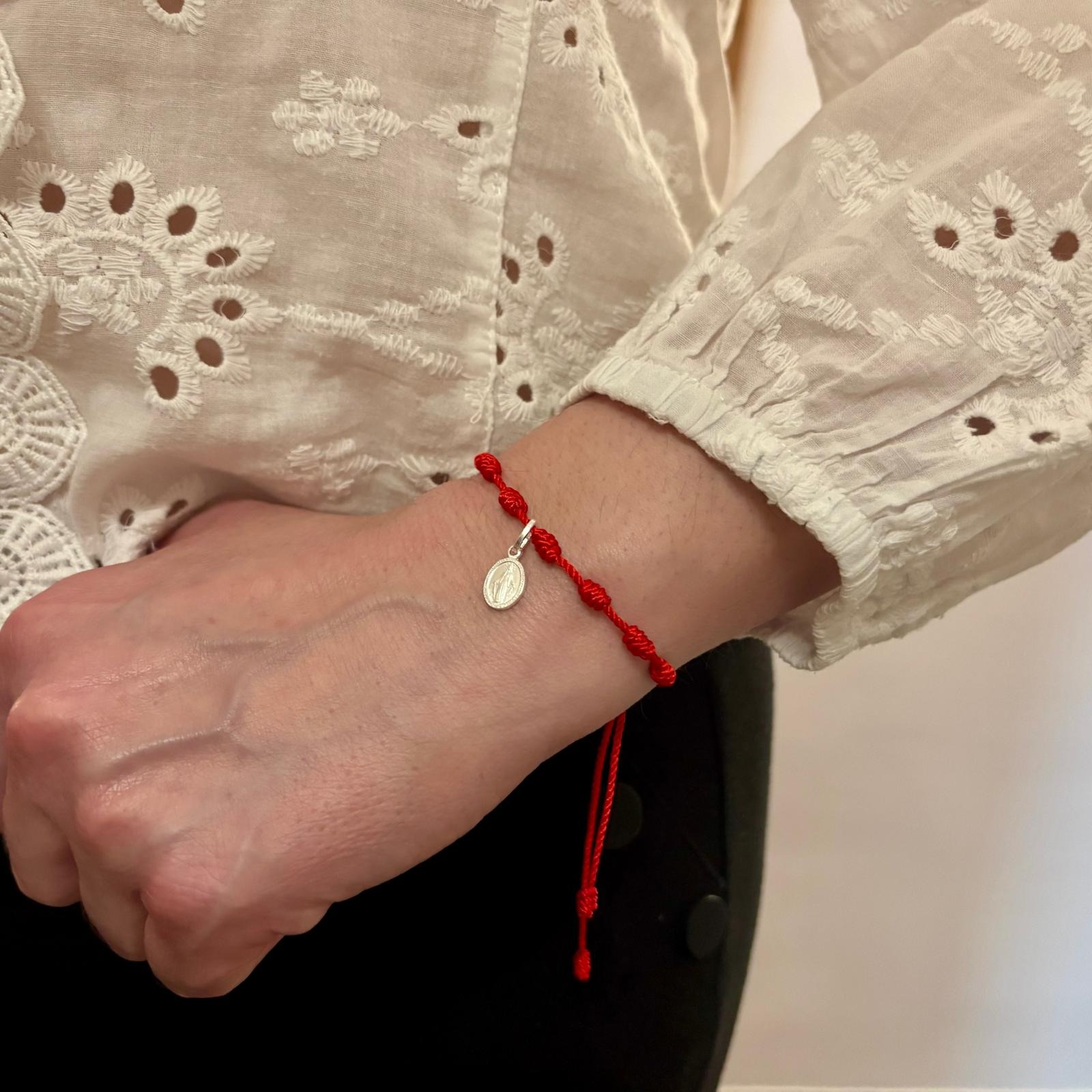 pulsera-siete-nudos-roja-medalla-milagrosa-plata.jpg