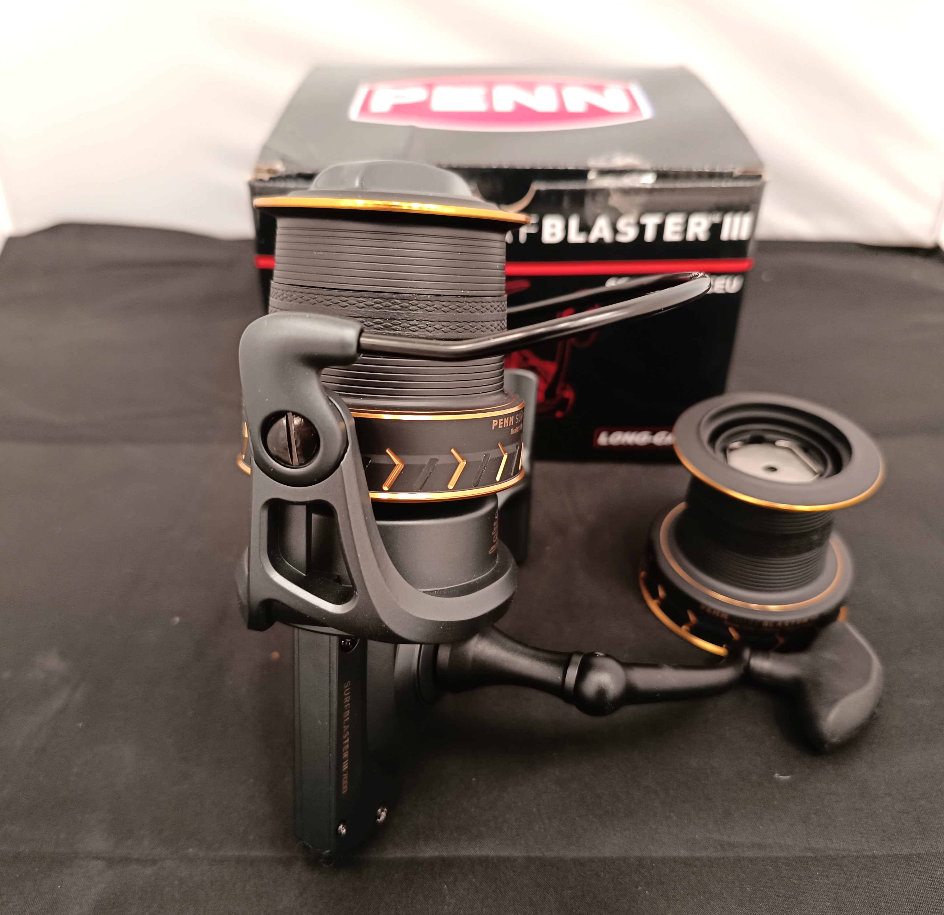 CARRETE PENN SURFBLASTER III 7000 LCEU 4