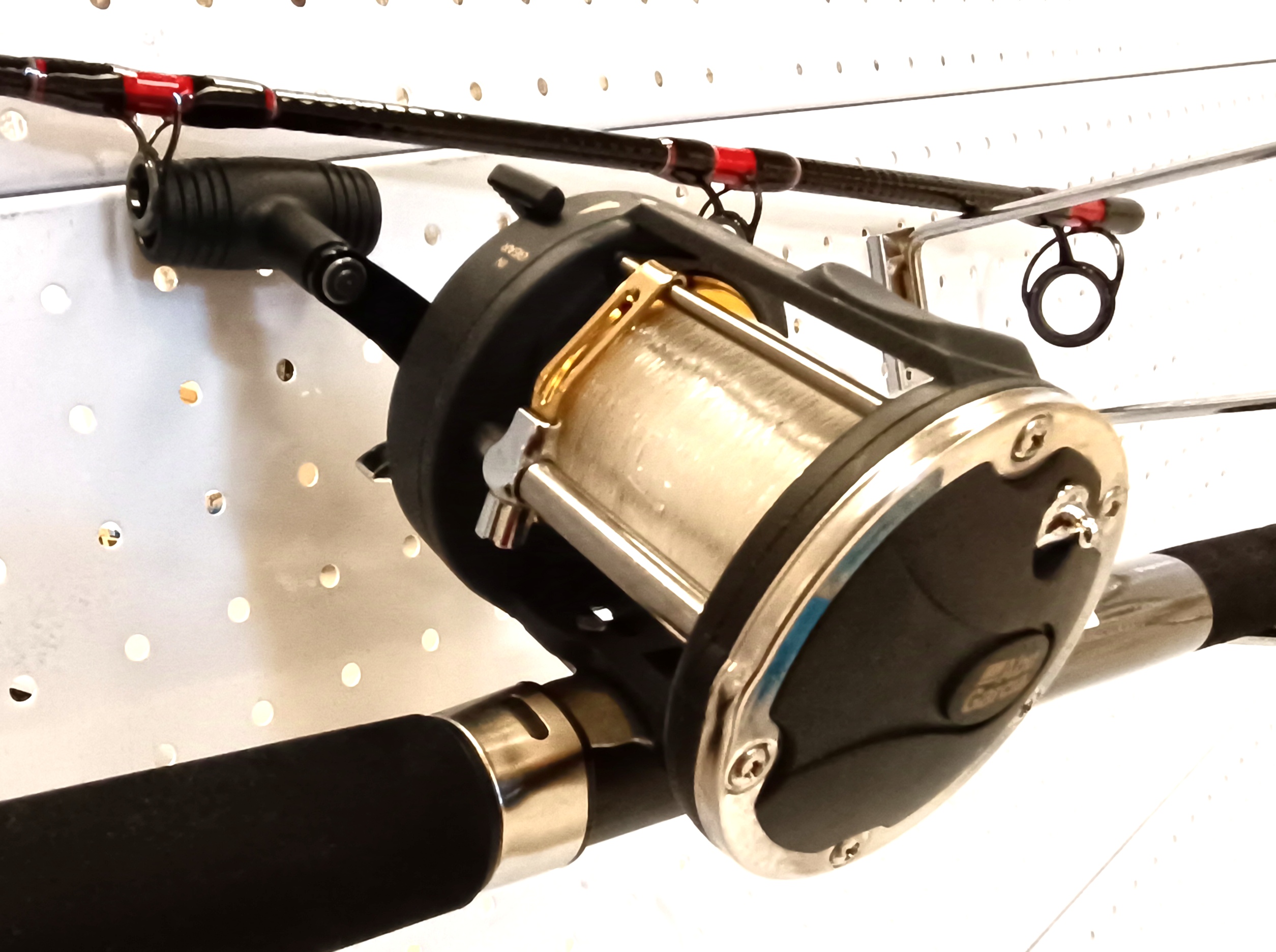 COMBO CURRICAN ABU GARCIA MUSCLE TIP BOAT 602 RH (183cm) 3
