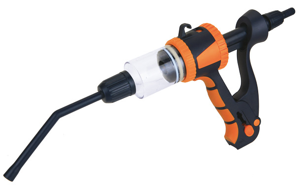SERINGA POUR-ON 75 ML. LINHA MASTER