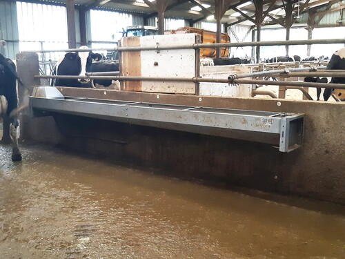 CALHA SUEVIA COM SUMIDOURO 4,2 M DE LUXO