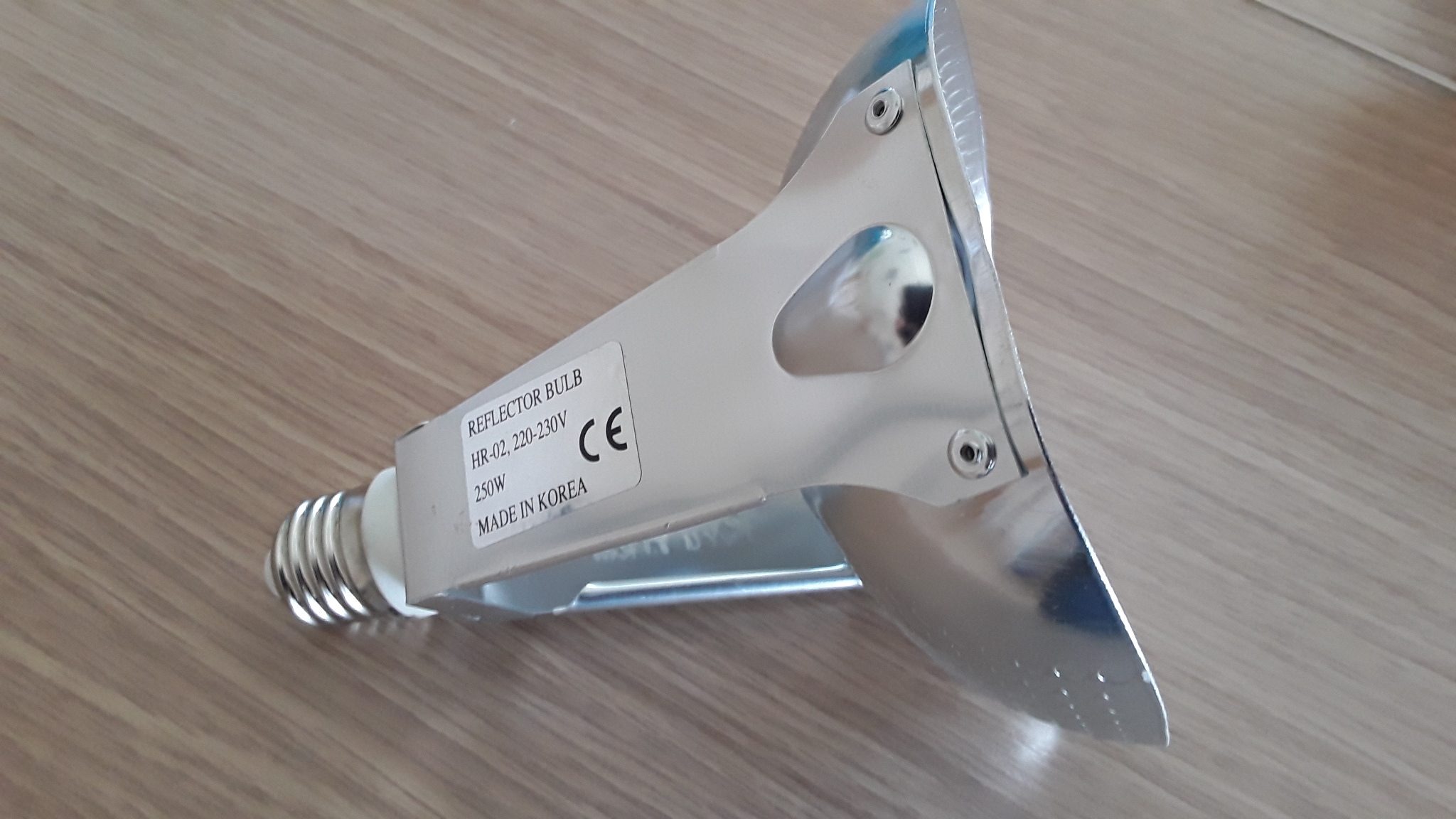 REFLECTORS WITH RED HALOGEN LAMP 250W 2