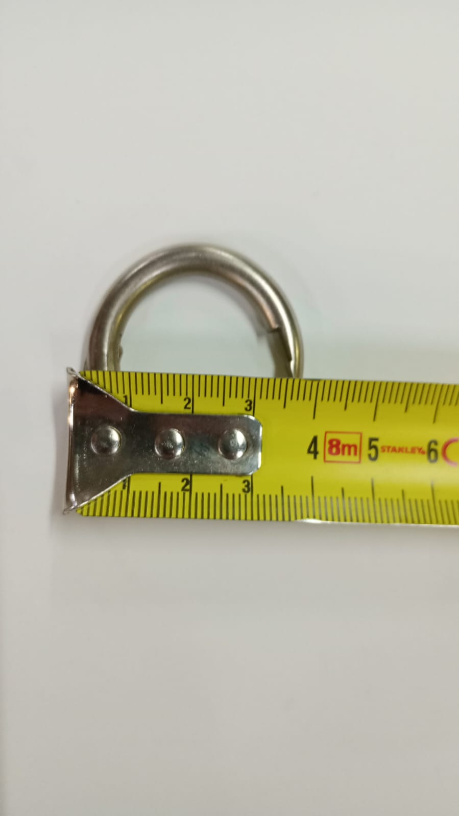 ARGOLA NASAL EM AÇO NIQUELADO PARA SUÍNOS 1