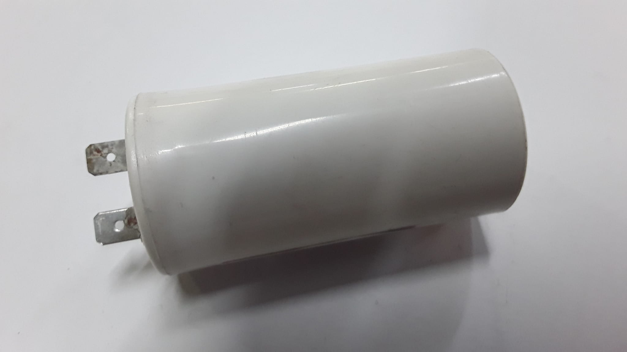 P/DYN40 AND ENER30 CAPACITOR