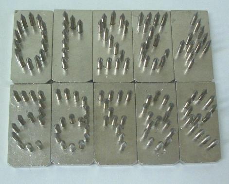 CONJUNTO DE NÚMEROS 10 MM.