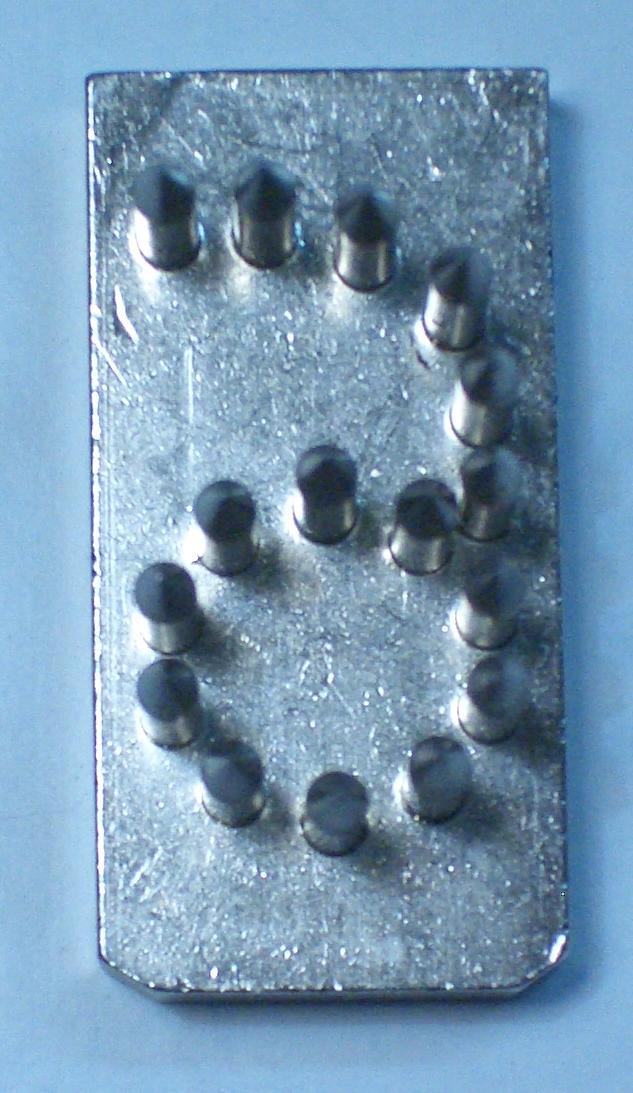 NÚMERO 6 DE 30 mm.