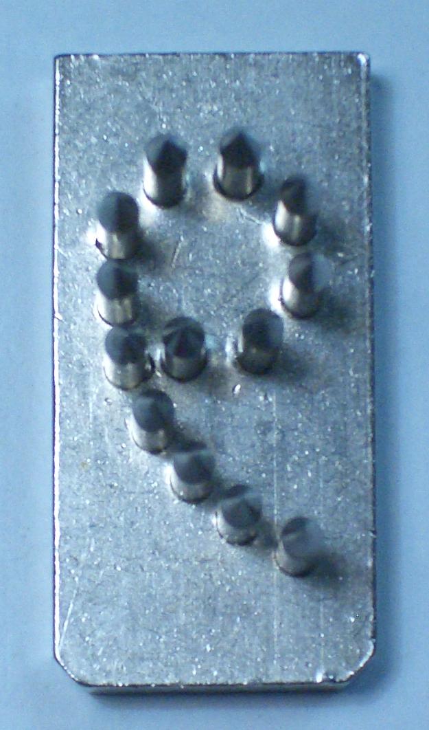 NÚMERO 9 DE 30 mm.