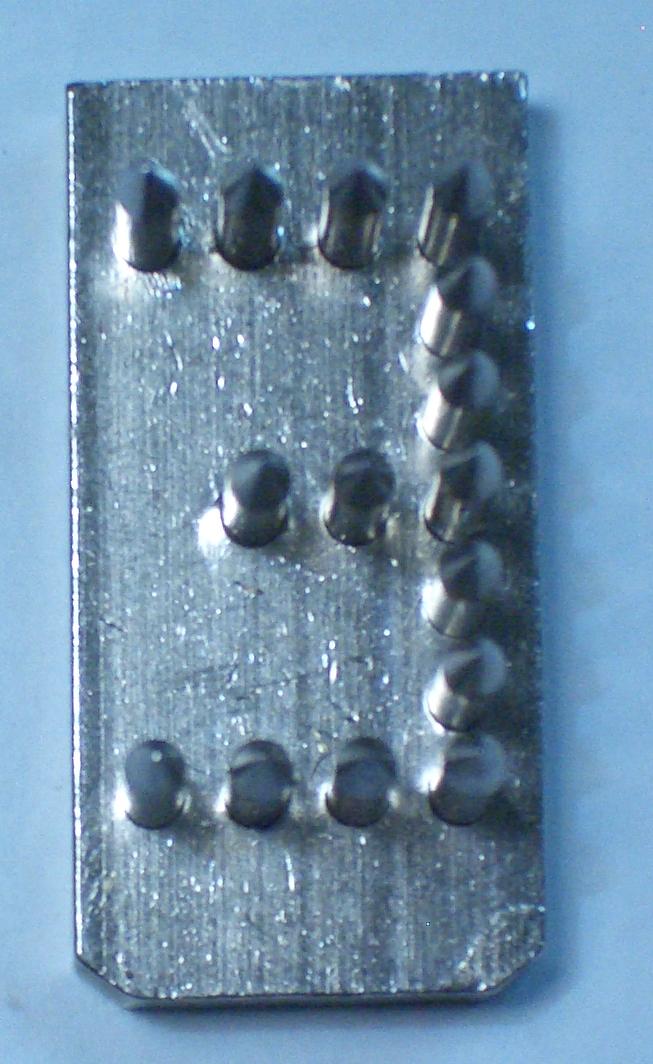 Letra "E" DE 30 mm.
